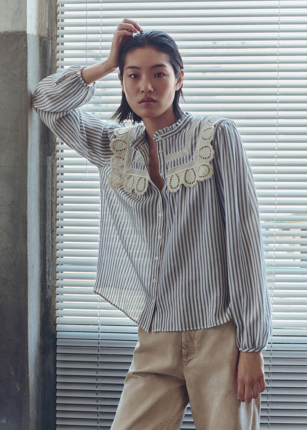 Swiss embroidery cotton blouse - Details of the article 6