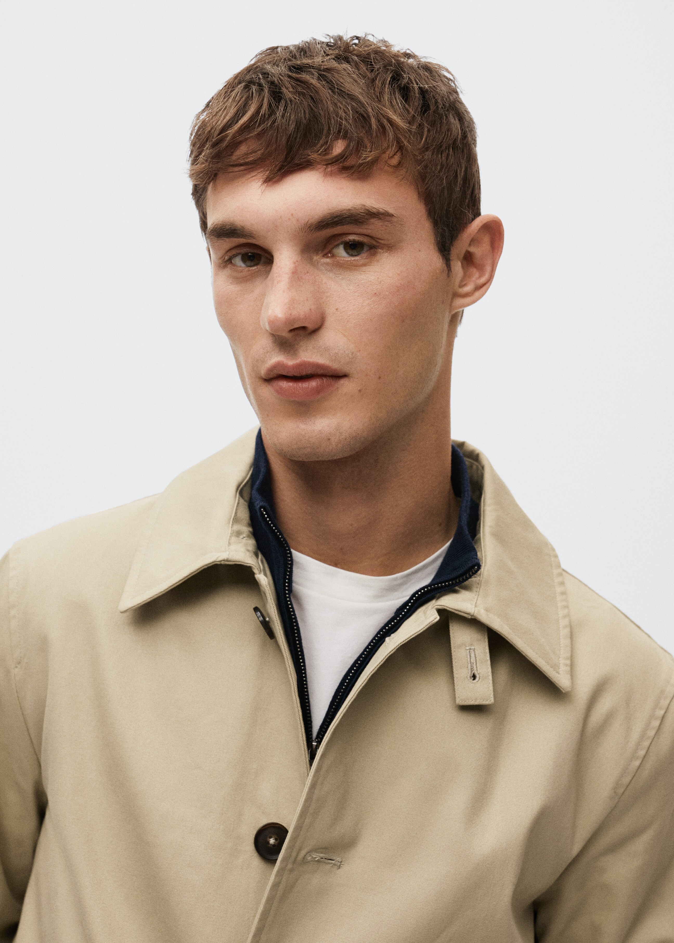 Water-repellent cotton trench coat - Details of the article 1