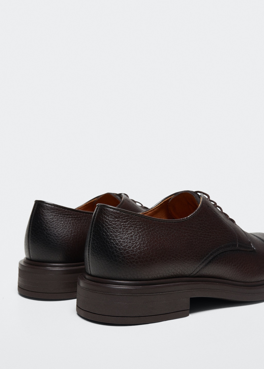 Leather blucher shoes - Details of the article 2