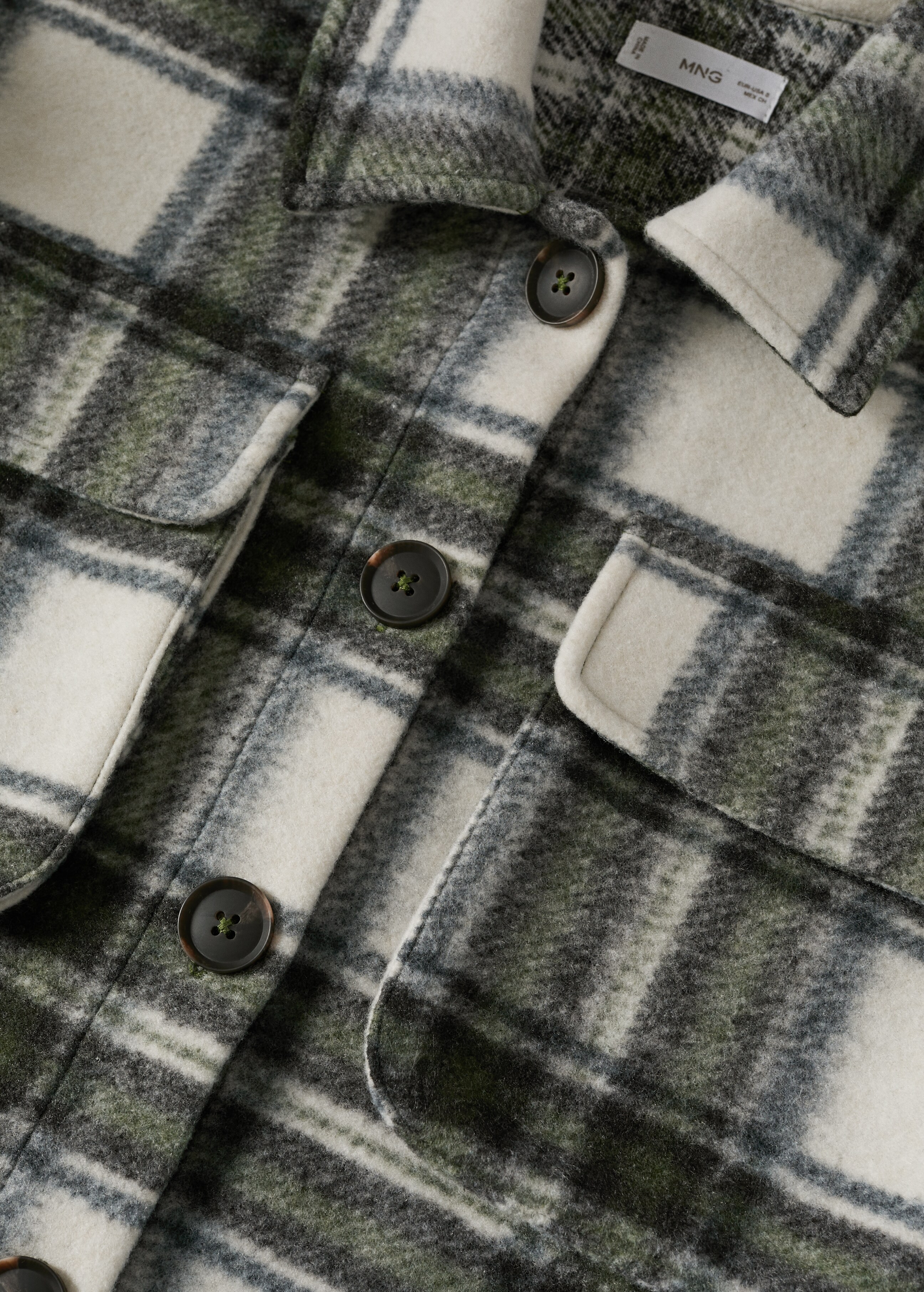 Checked overshirt - Details of the article 8