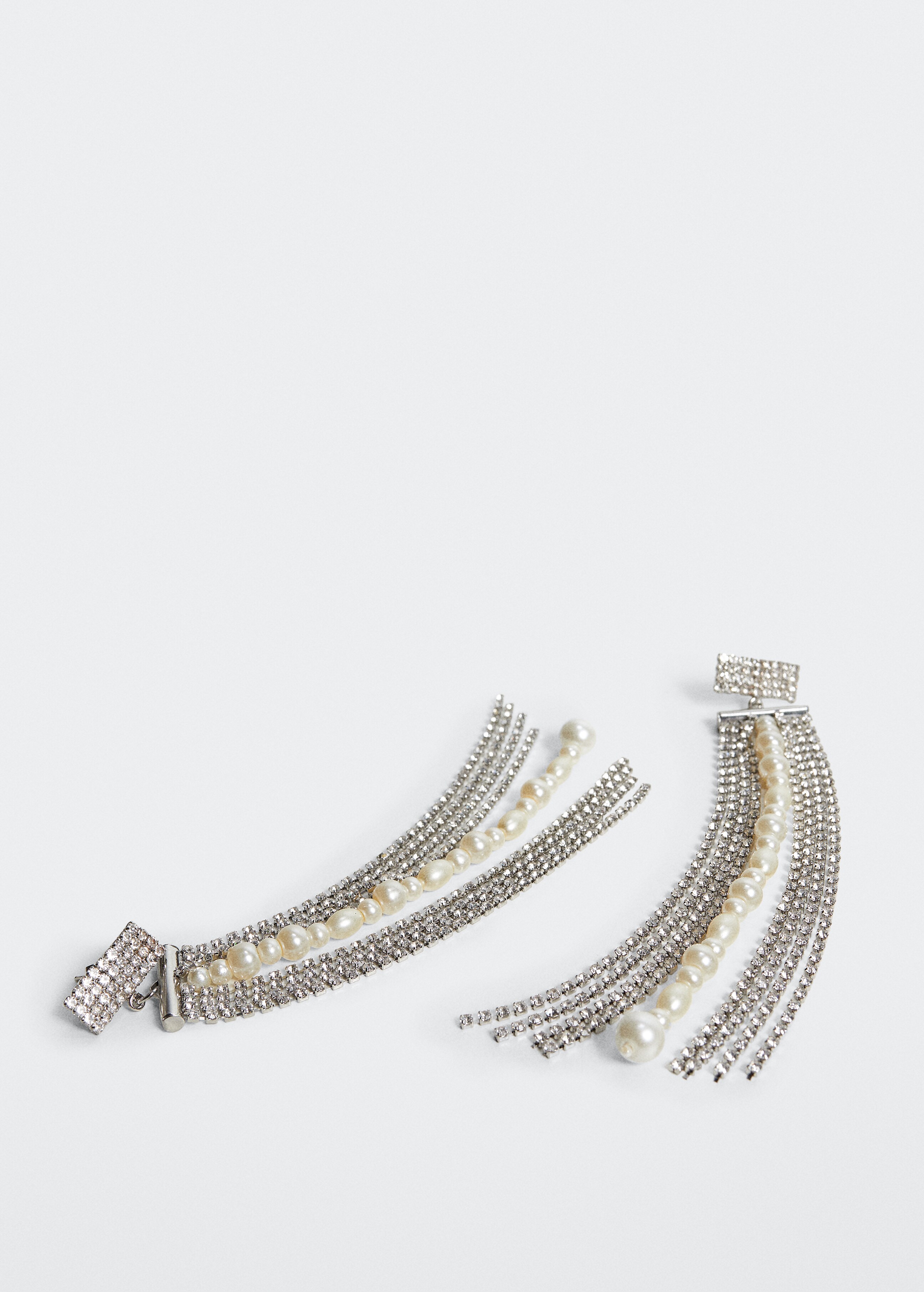 Boucles d'oreilles cascade cristal avec perles - Plan moyen