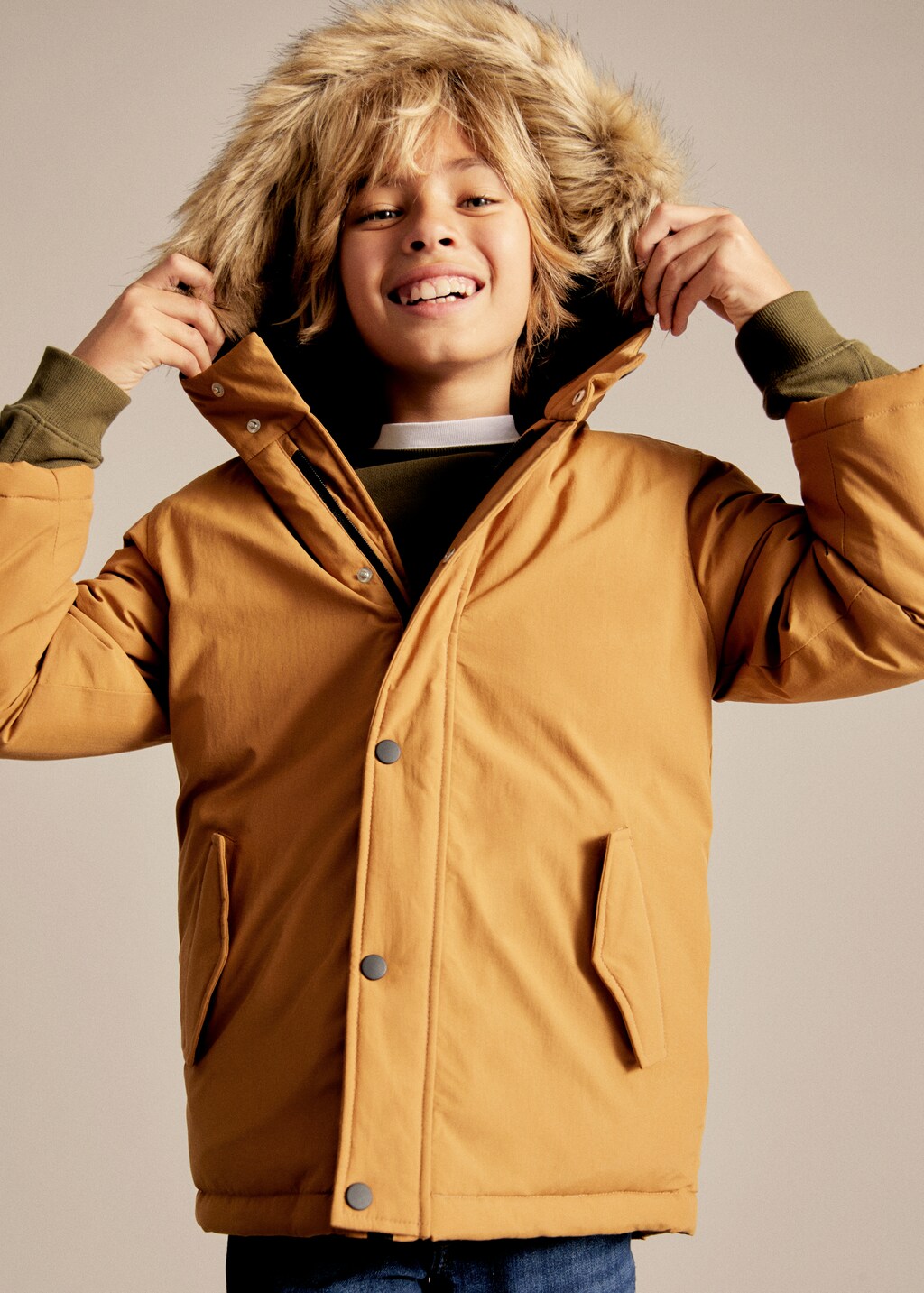 Anorak with detachable fur-effect hood  - Details of the article 5