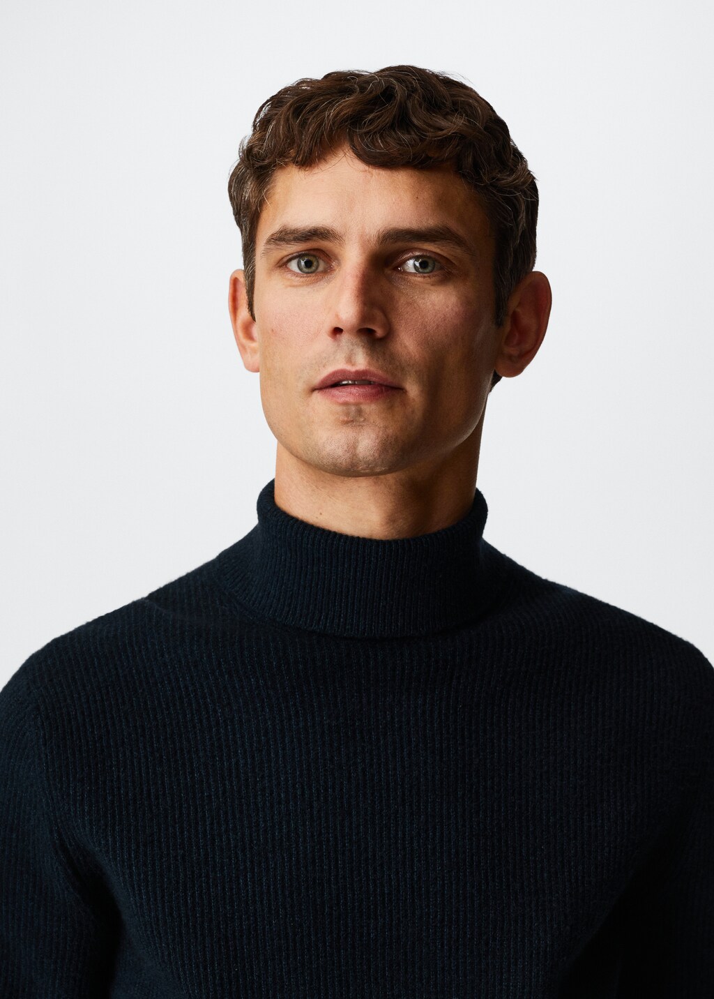 Structured turtleneck sweater - Details of the article 4