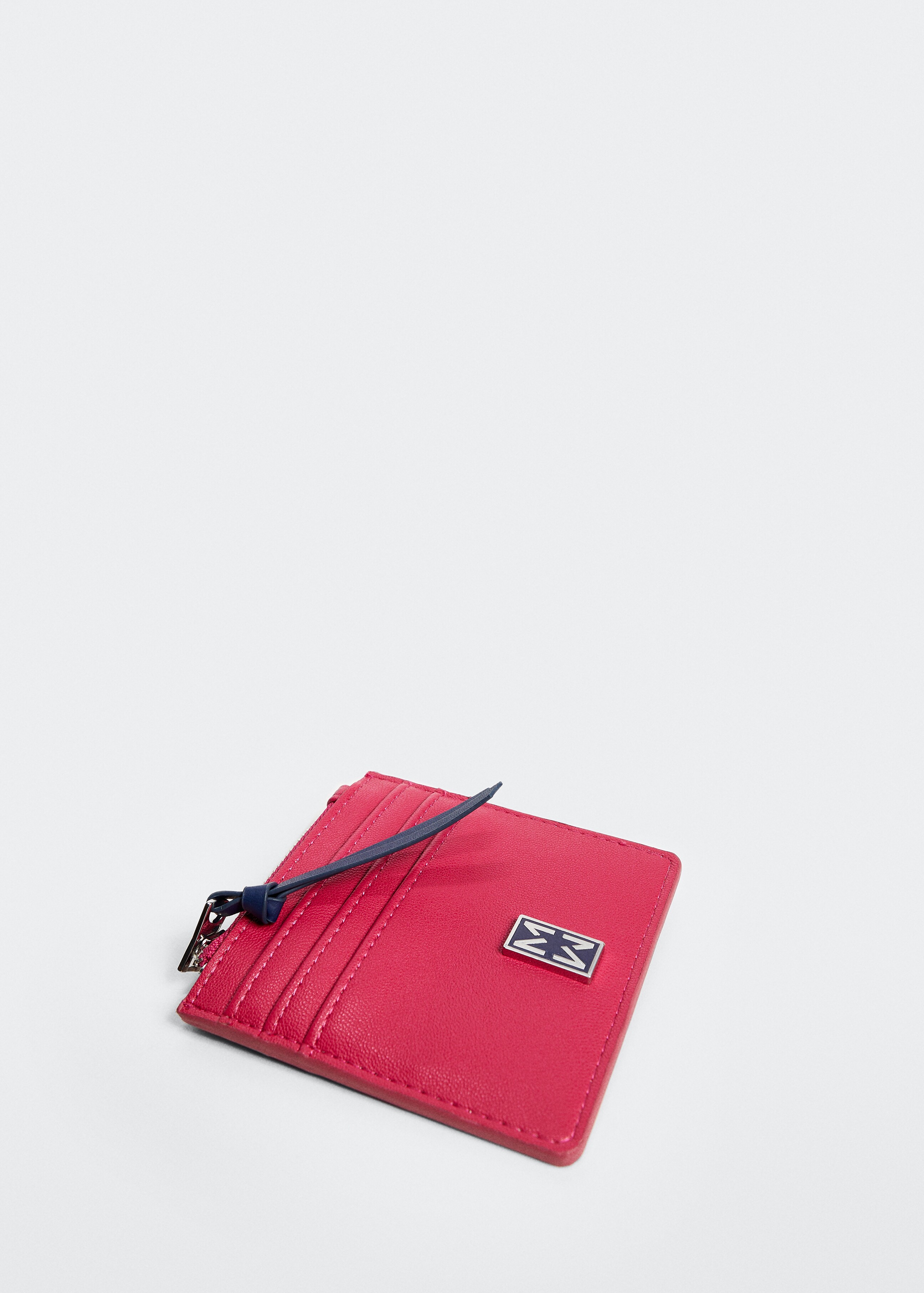 Logo card holder - Details of the article 2