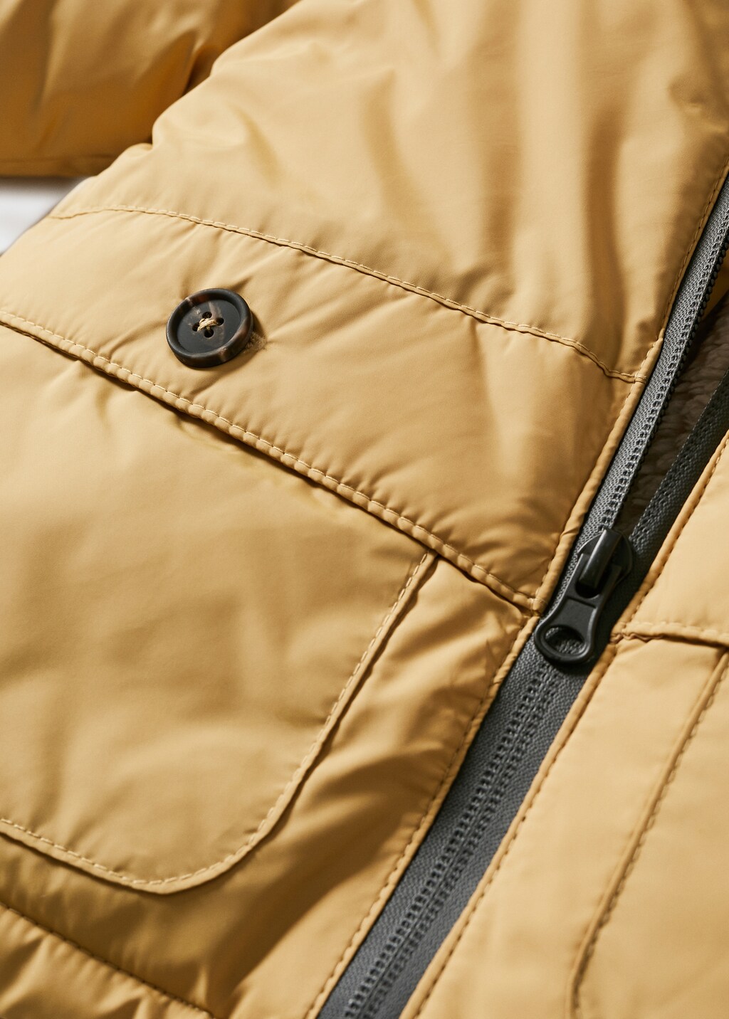 Padded anorak with shearling lining - Details of the article 0