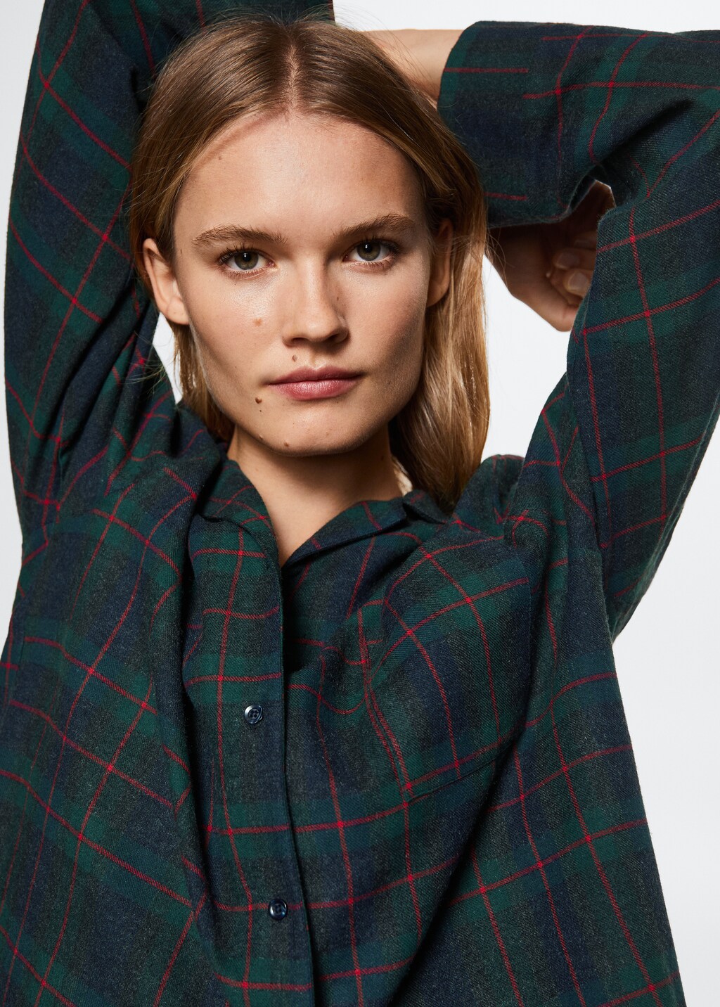 Check flannel pajama shirt - Details of the article 1