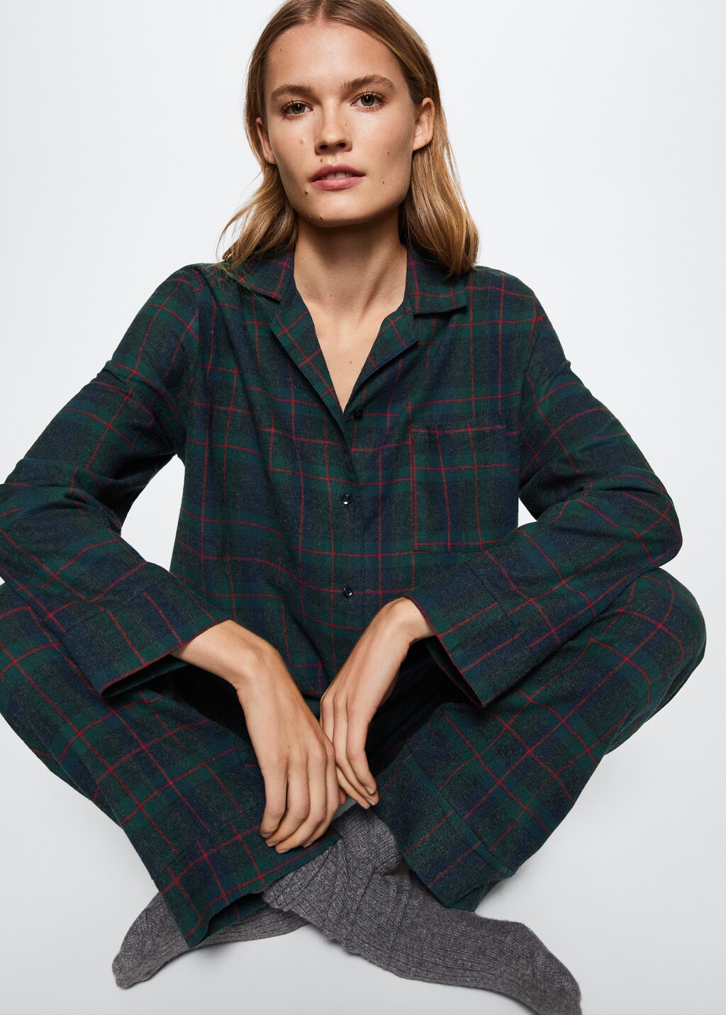 Check flannel pajama shirt - Details of the article 2