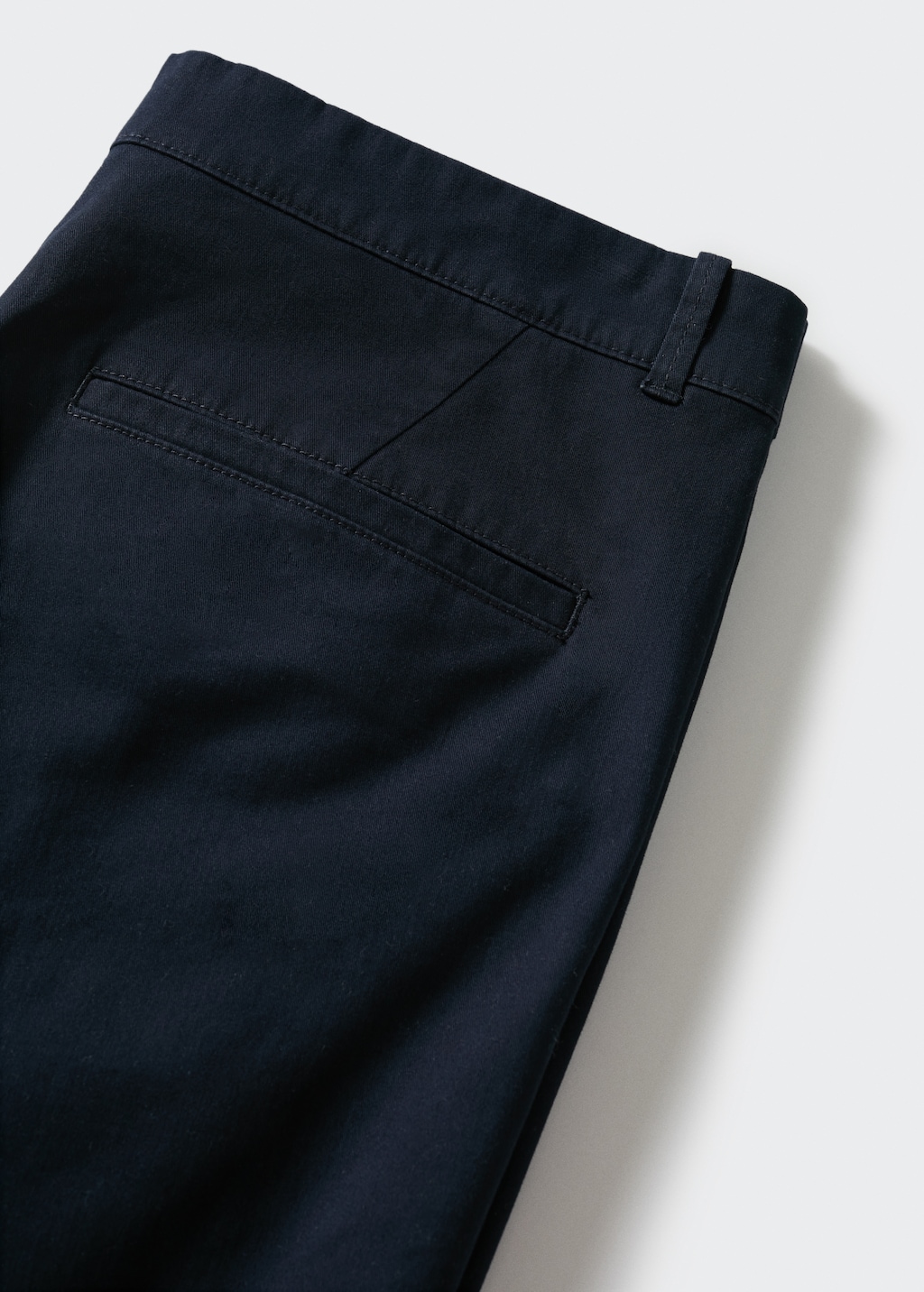 Slim-fit chino cotton bermuda shorts - Details of the article 8