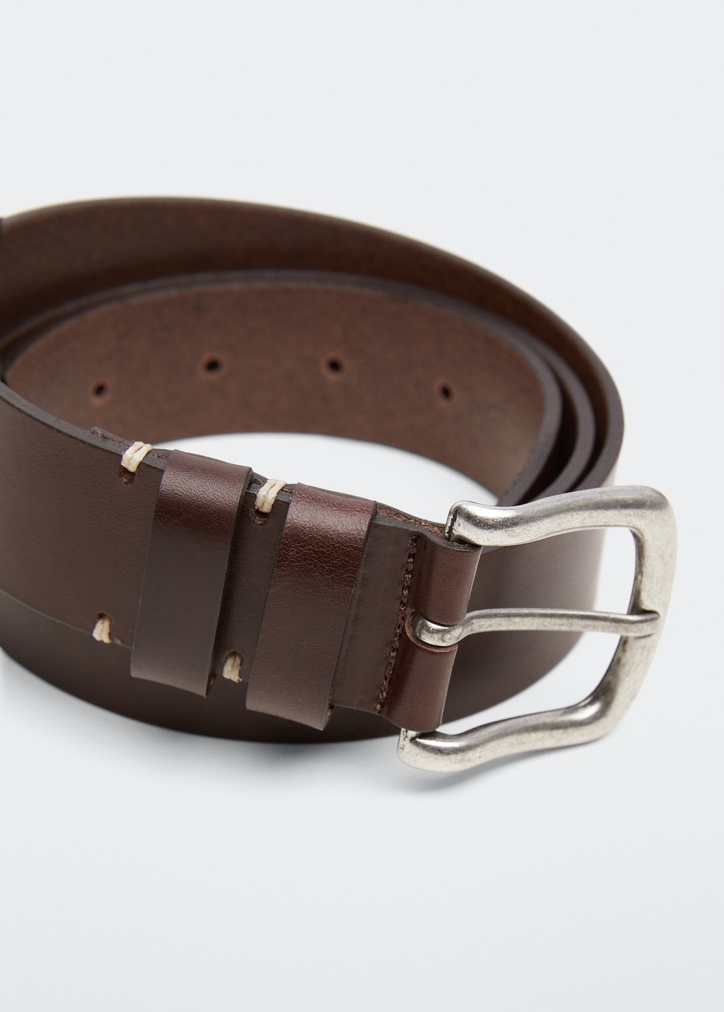 Leather belt - Details of the article 3