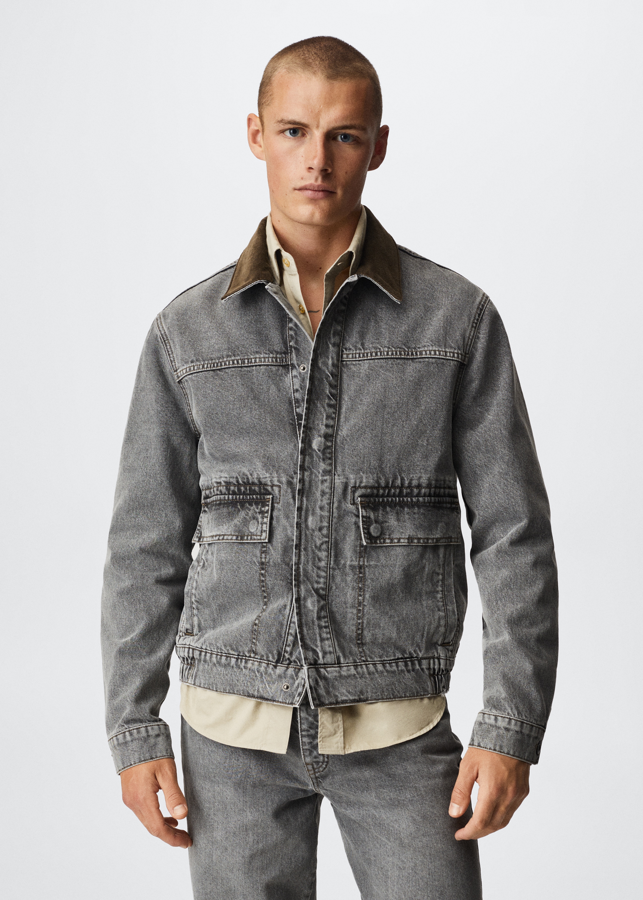 Denim jacket with corduroy collar  - Details of the article 3