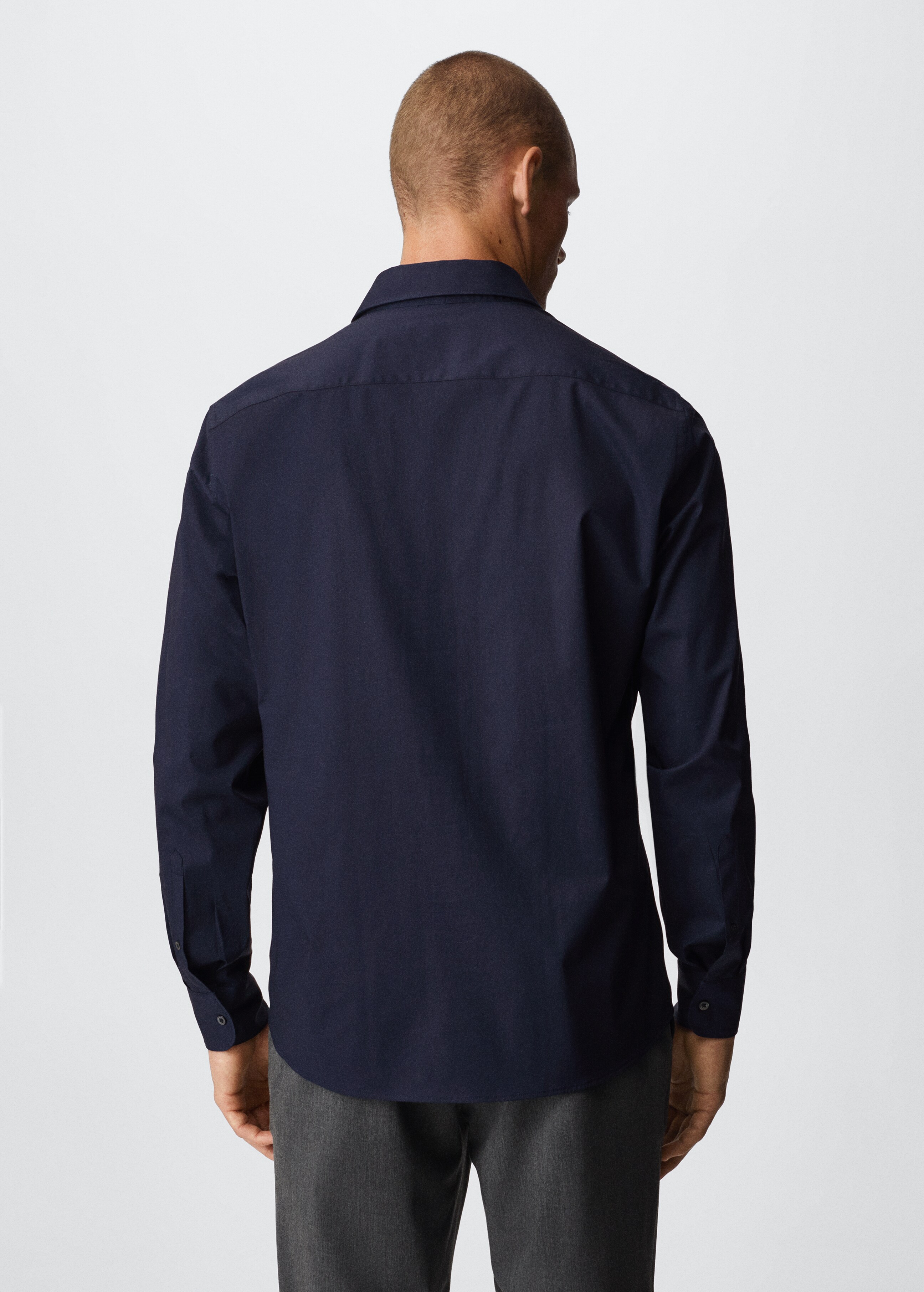 Slim Fit-Hemd aus Stretch-Baumwolle - Rückseite des Artikels