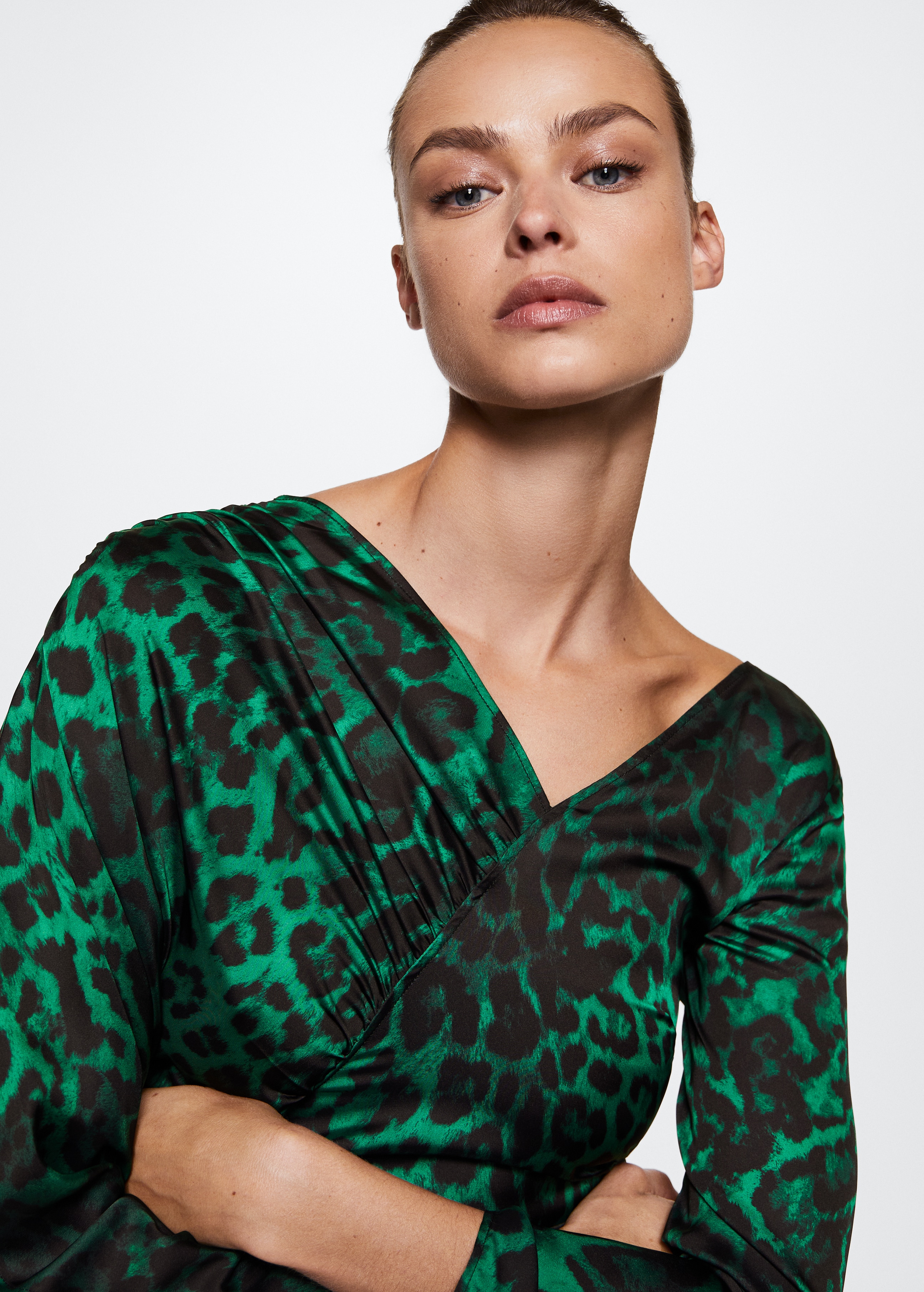 Leopard-print fluid dress - Details of the article 1