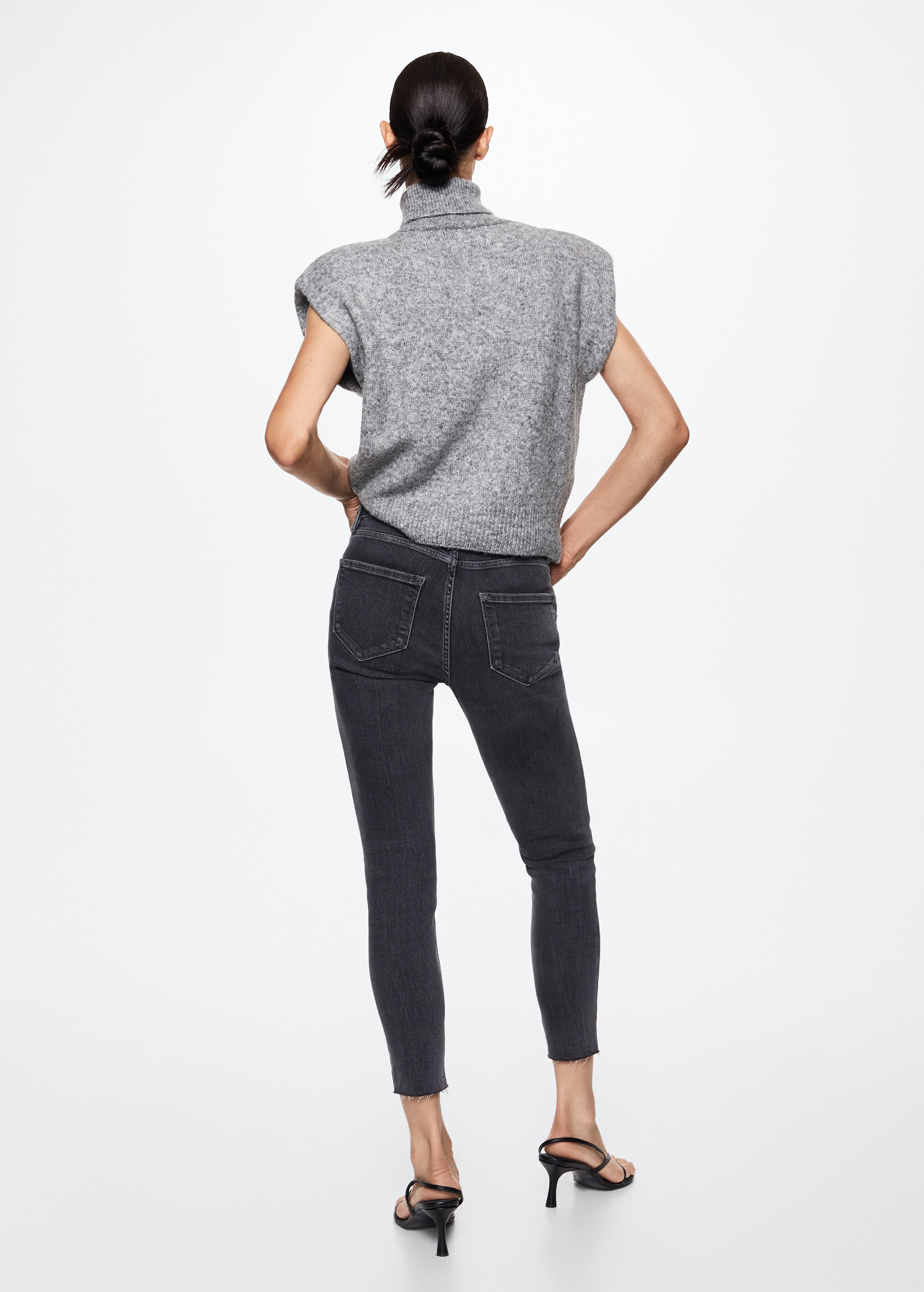 Skinny cropped jeans - Reverse of the article