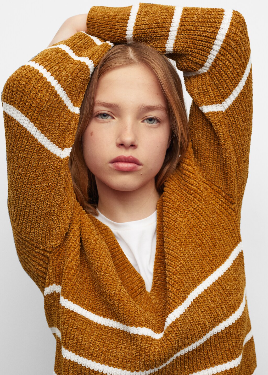 Chenille knit sweater - Details of the article 2