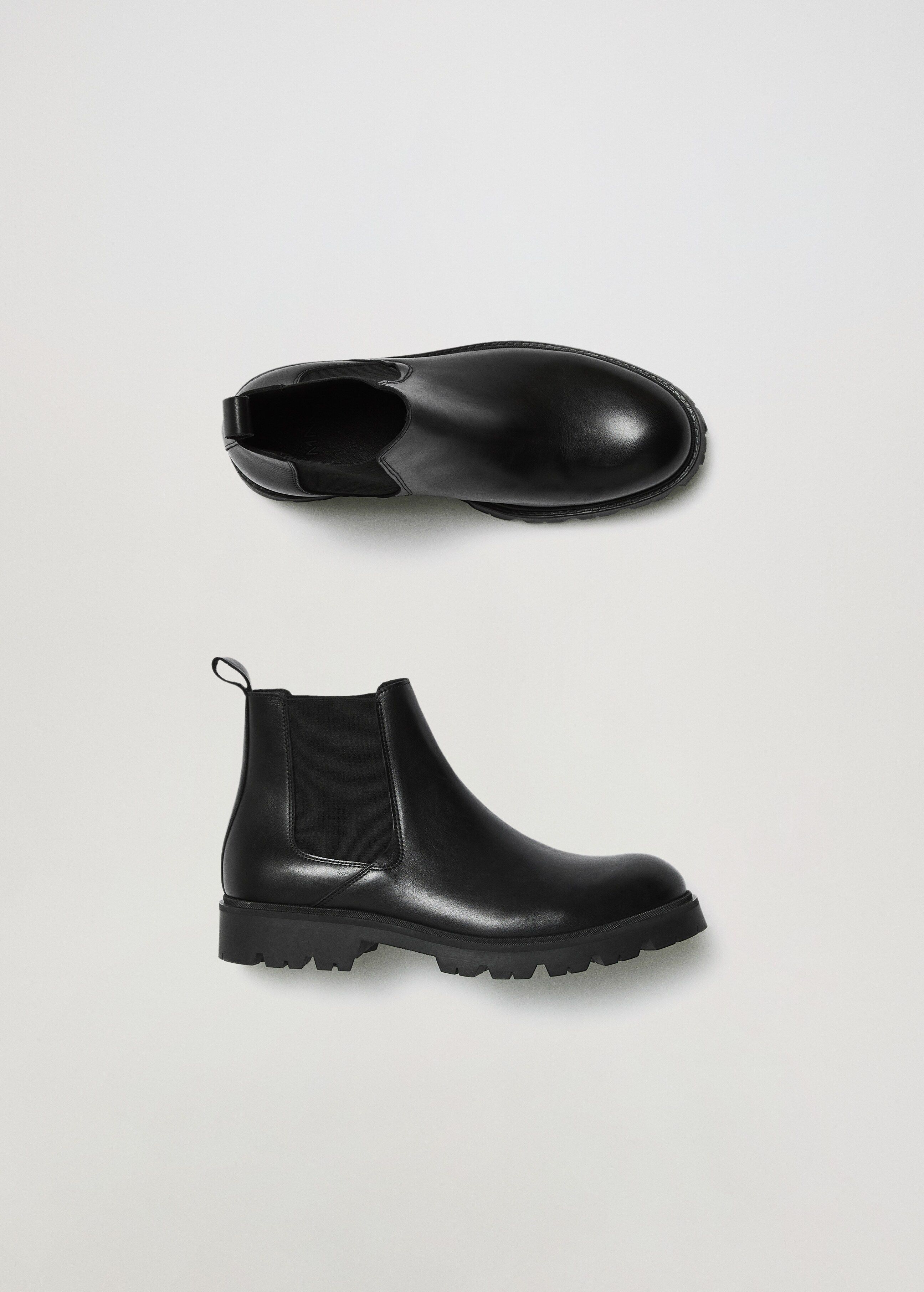 Track sole Chelsea boots - Details of the article 4