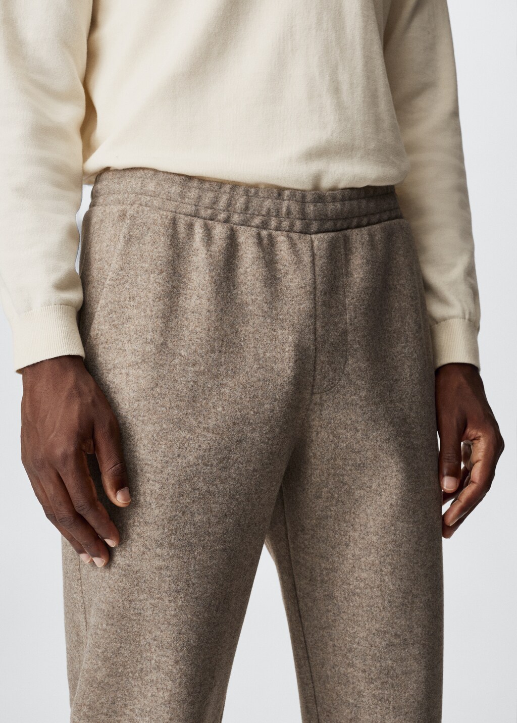 Textured jogger trousers - Details of the article 4