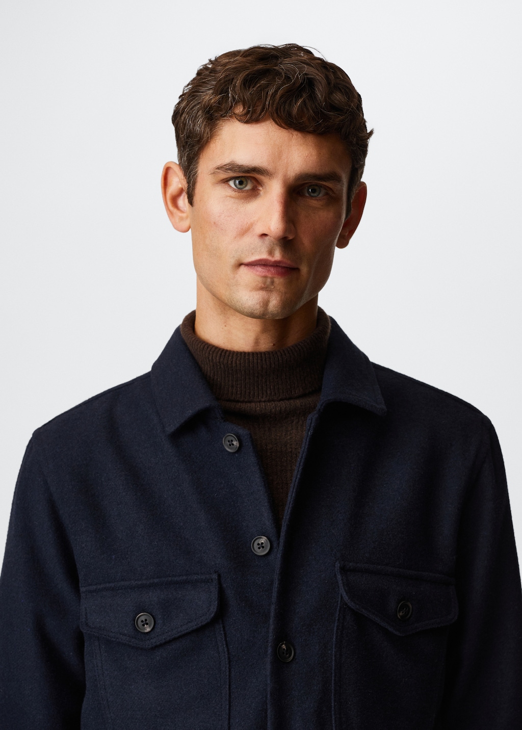 Textured overshirt with pockets - Details of the article 4