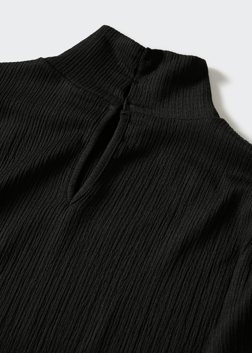 Textured blouse - Details of the article 8