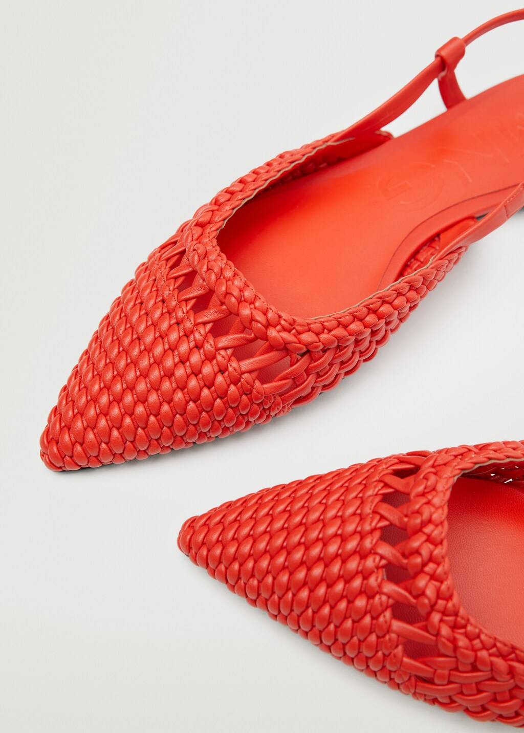 Braided shoes - Details of the article 3