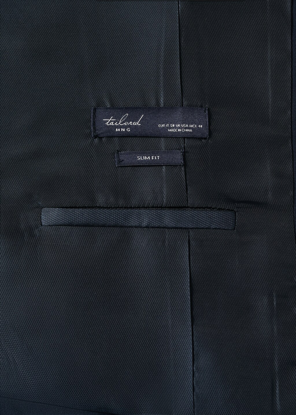 Slim-fit suit vest - Details of the article 8