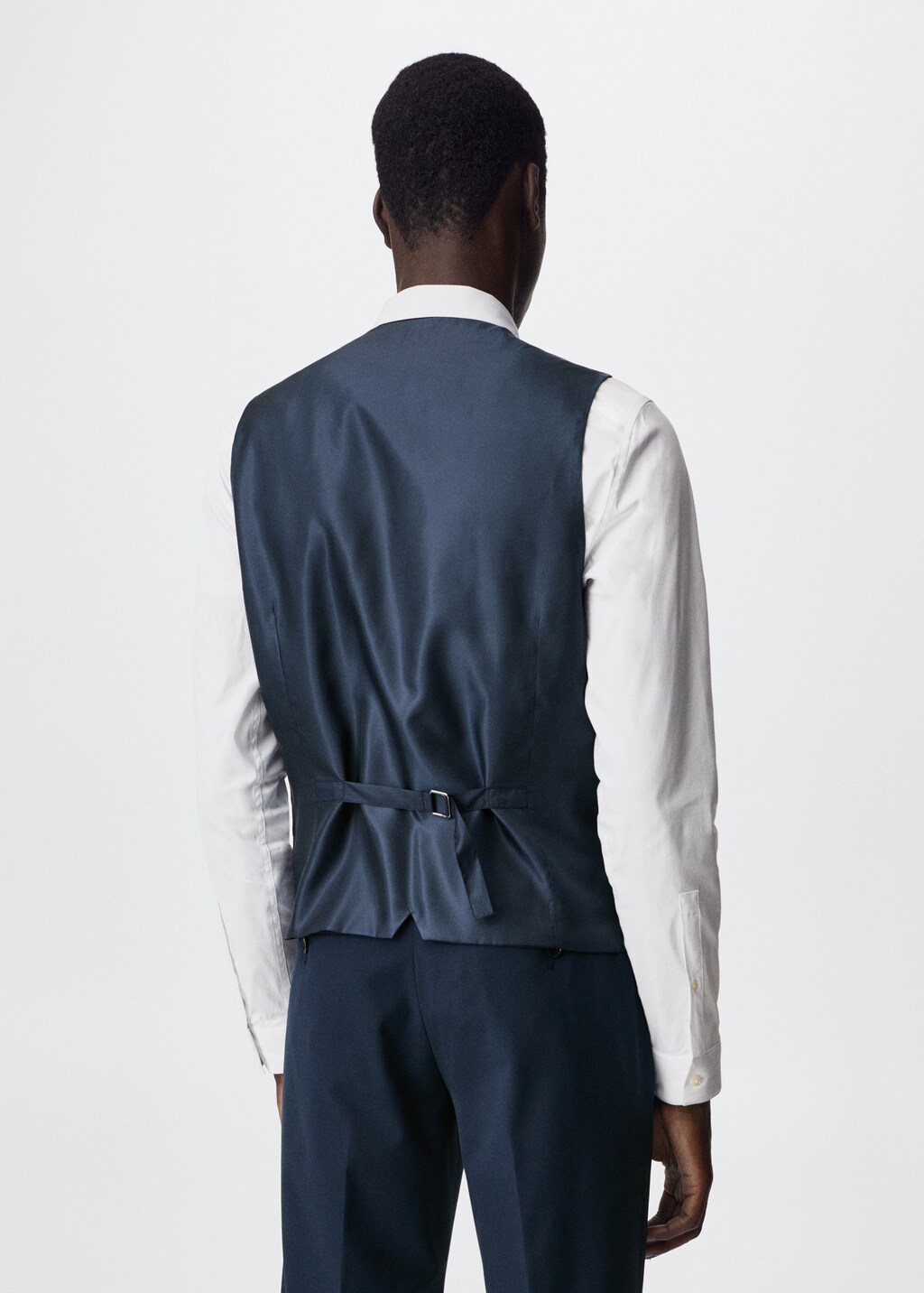 Slim-fit suit vest - Reverse of the article