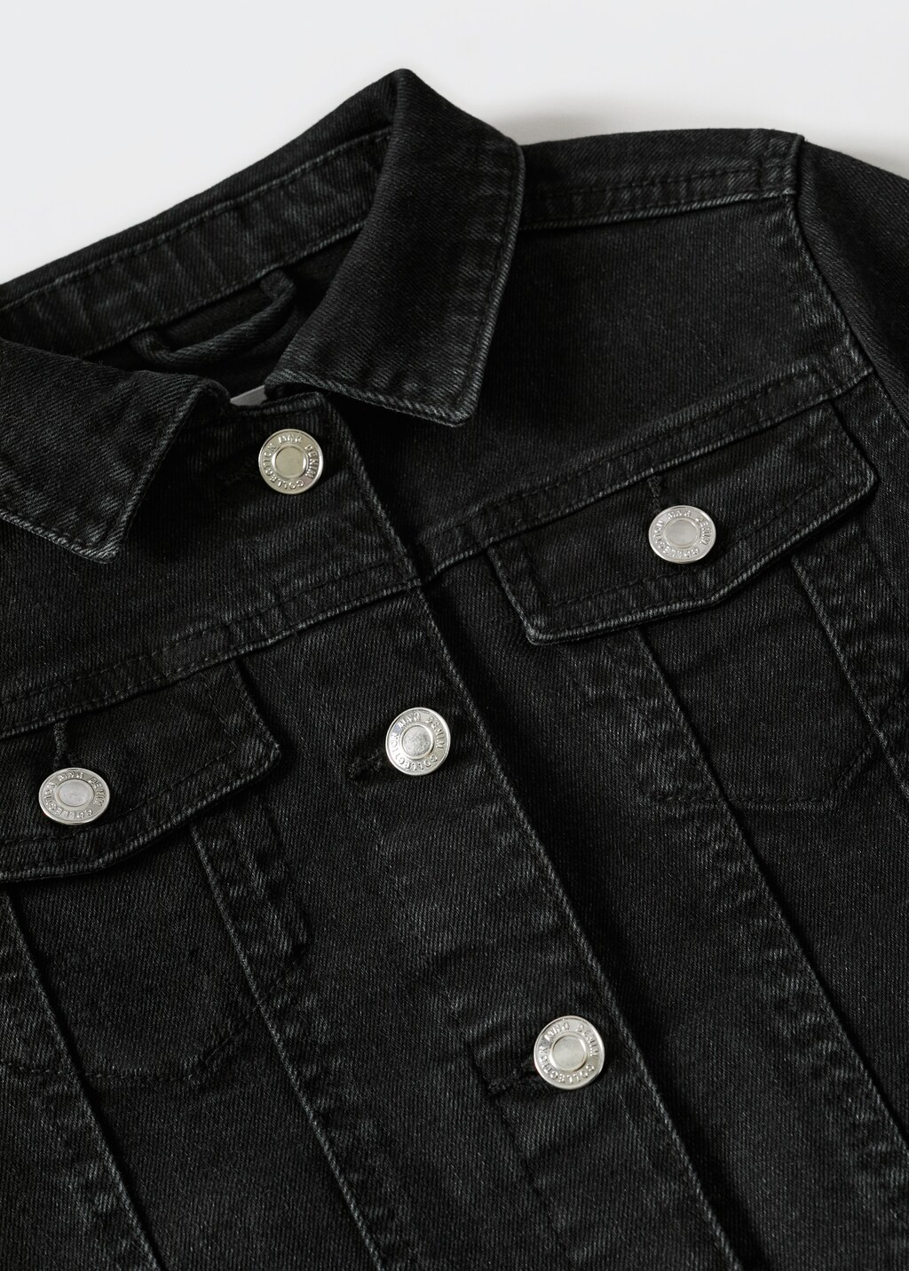 Pockets denim jacket - Details of the article 8