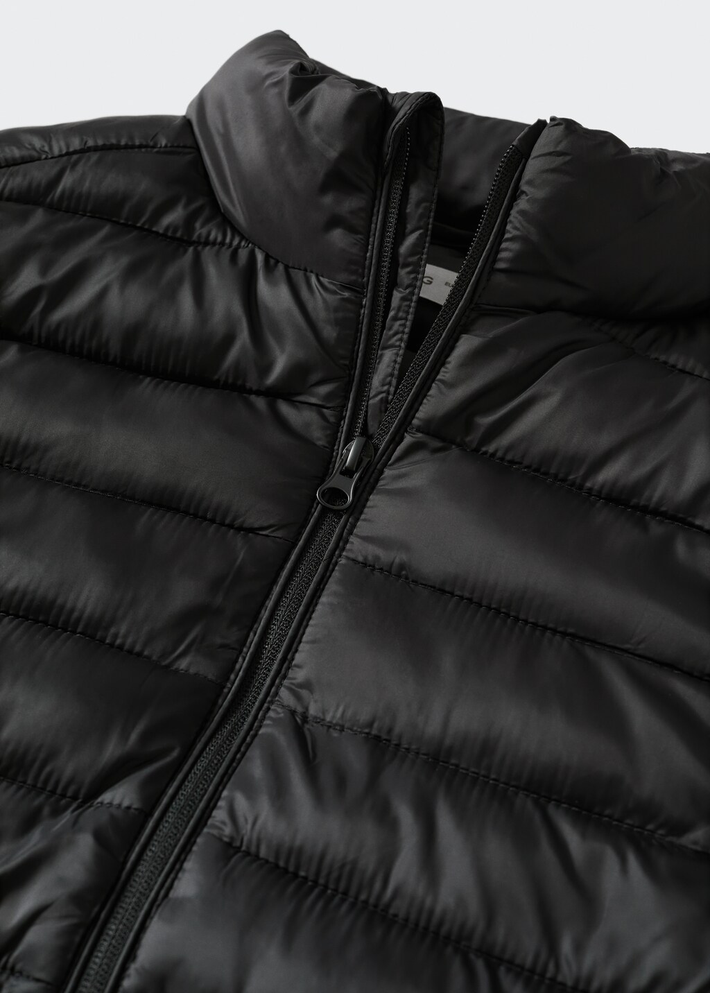 Quilted gilet - Details of the article 8