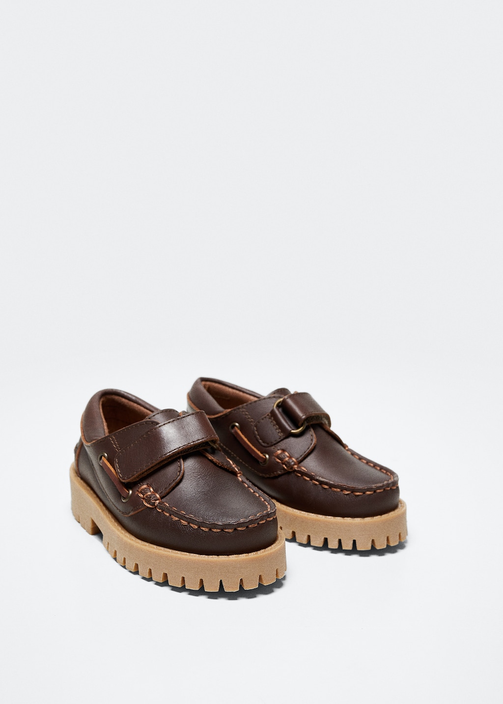 Leather boat shoes - Medium plane