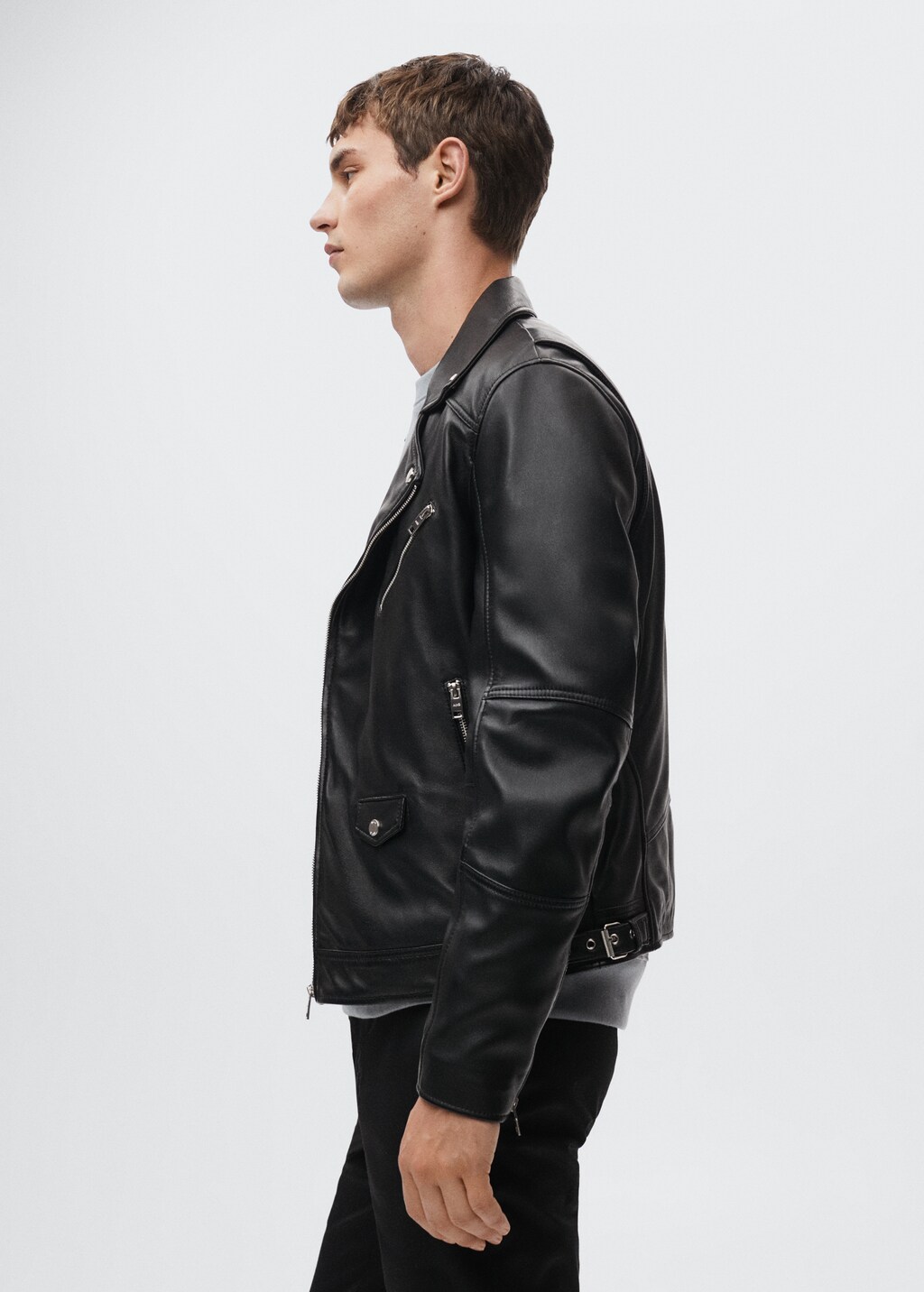 Leather biker jacket - Details of the article 2