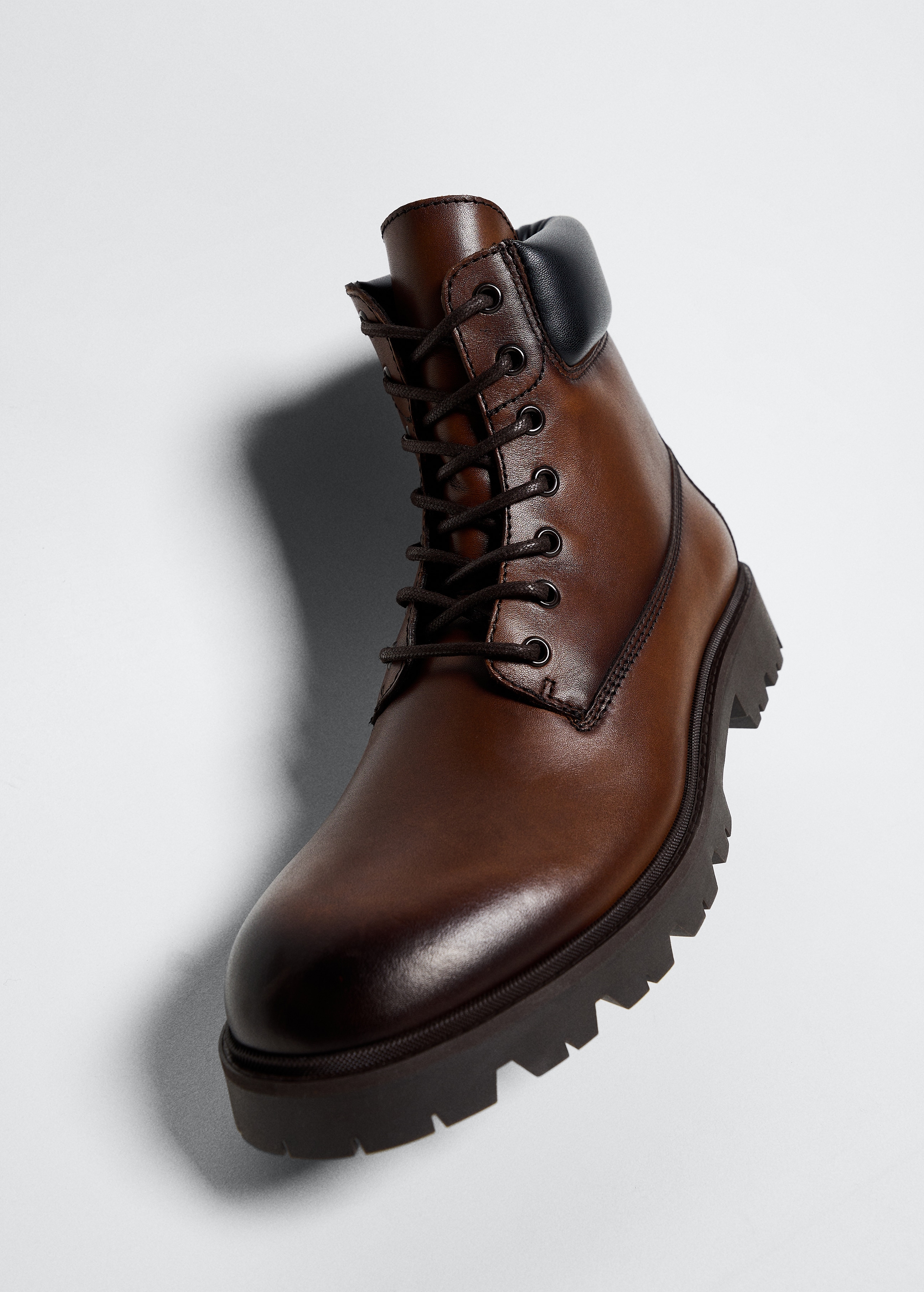 Lace-up leather boots - Details of the article 5