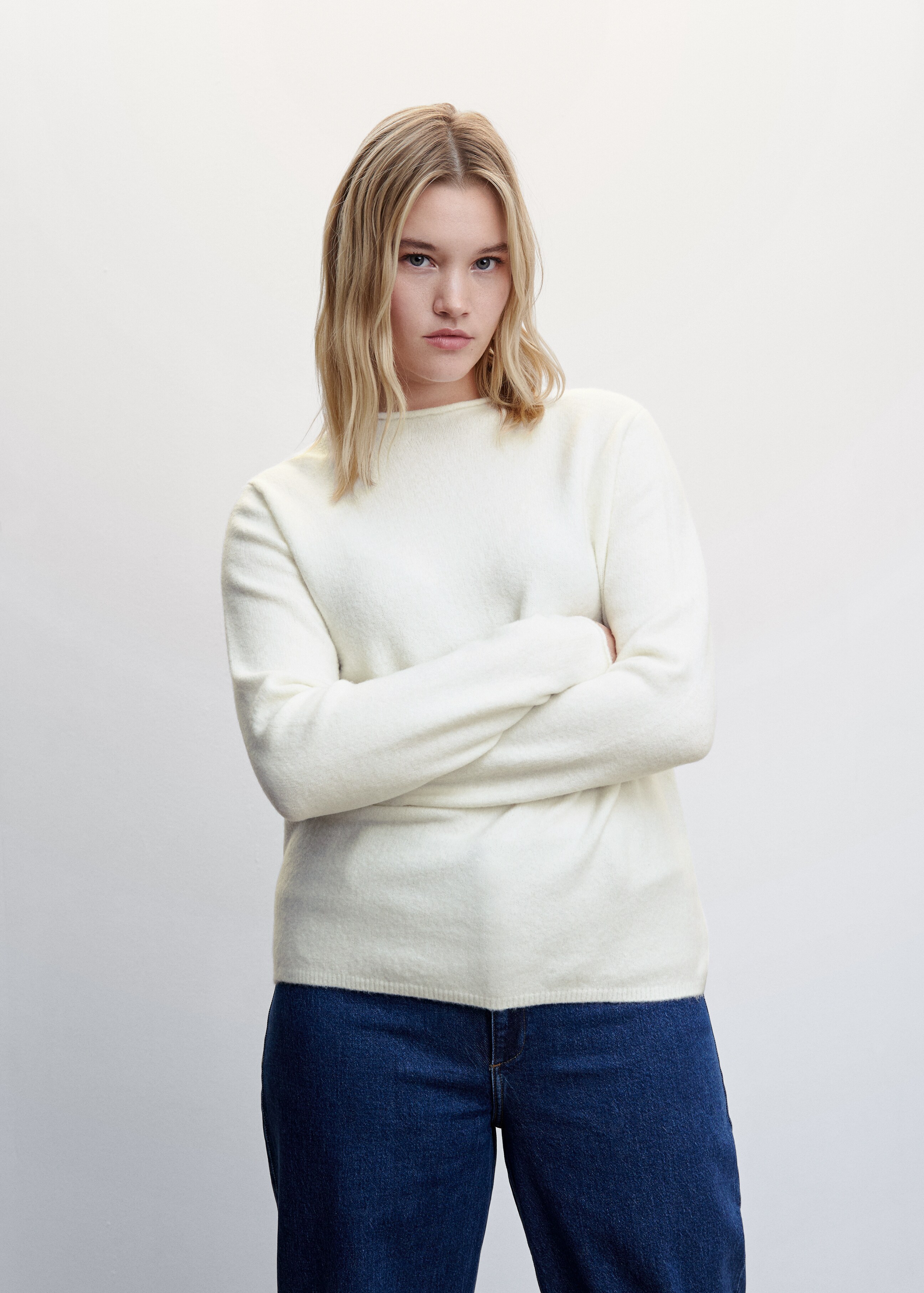 High collar sweater - Details of the article 5