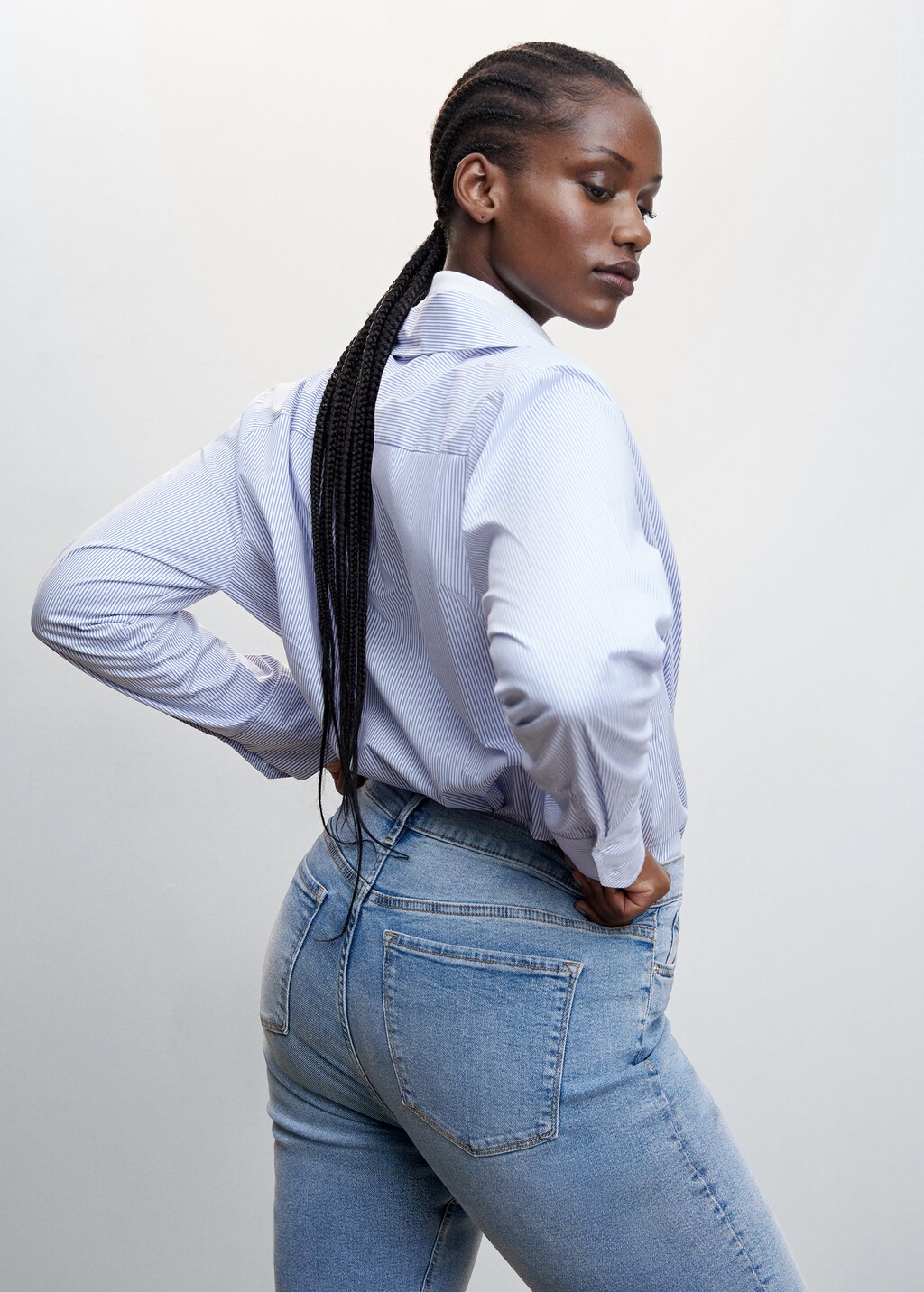 High-waist bootcut jeans - Details of the article 5