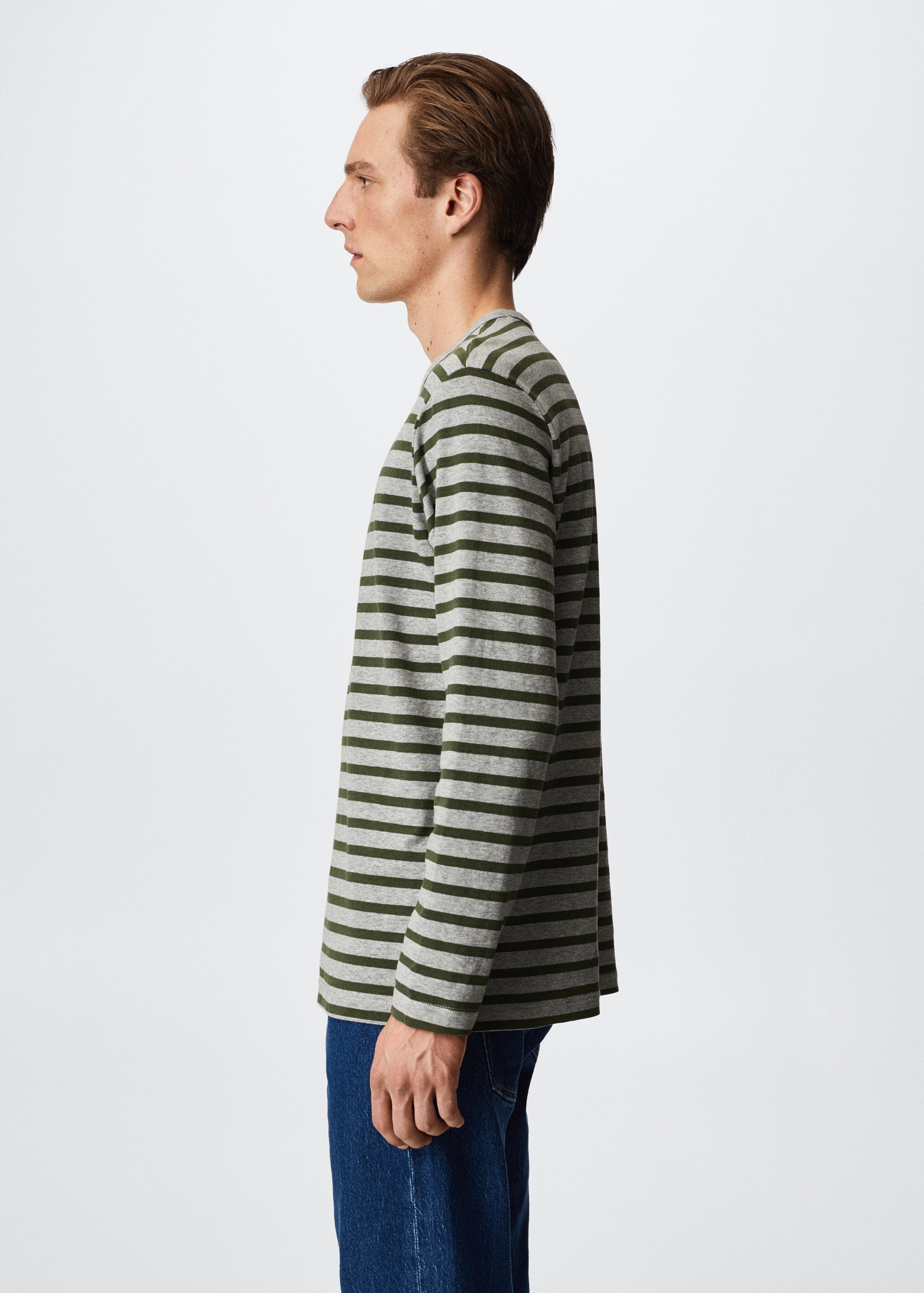 Striped long sleeves t-shirt - Details of the article 2
