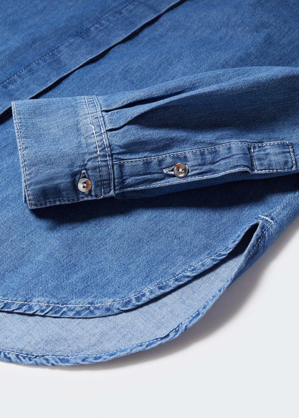 Oversized denim shirt - Details of the article 8