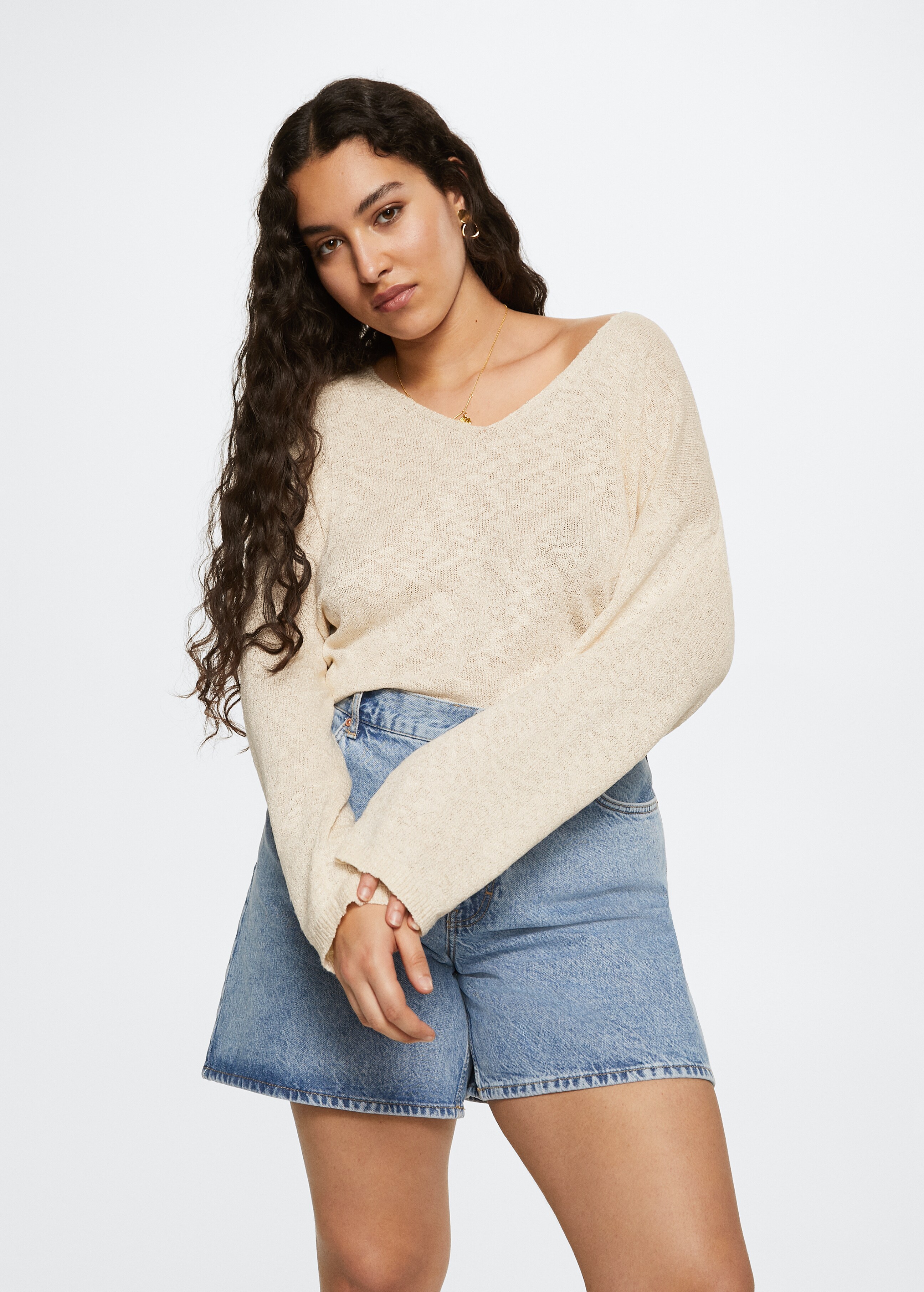 V-neck knit sweater - Details of the article 3