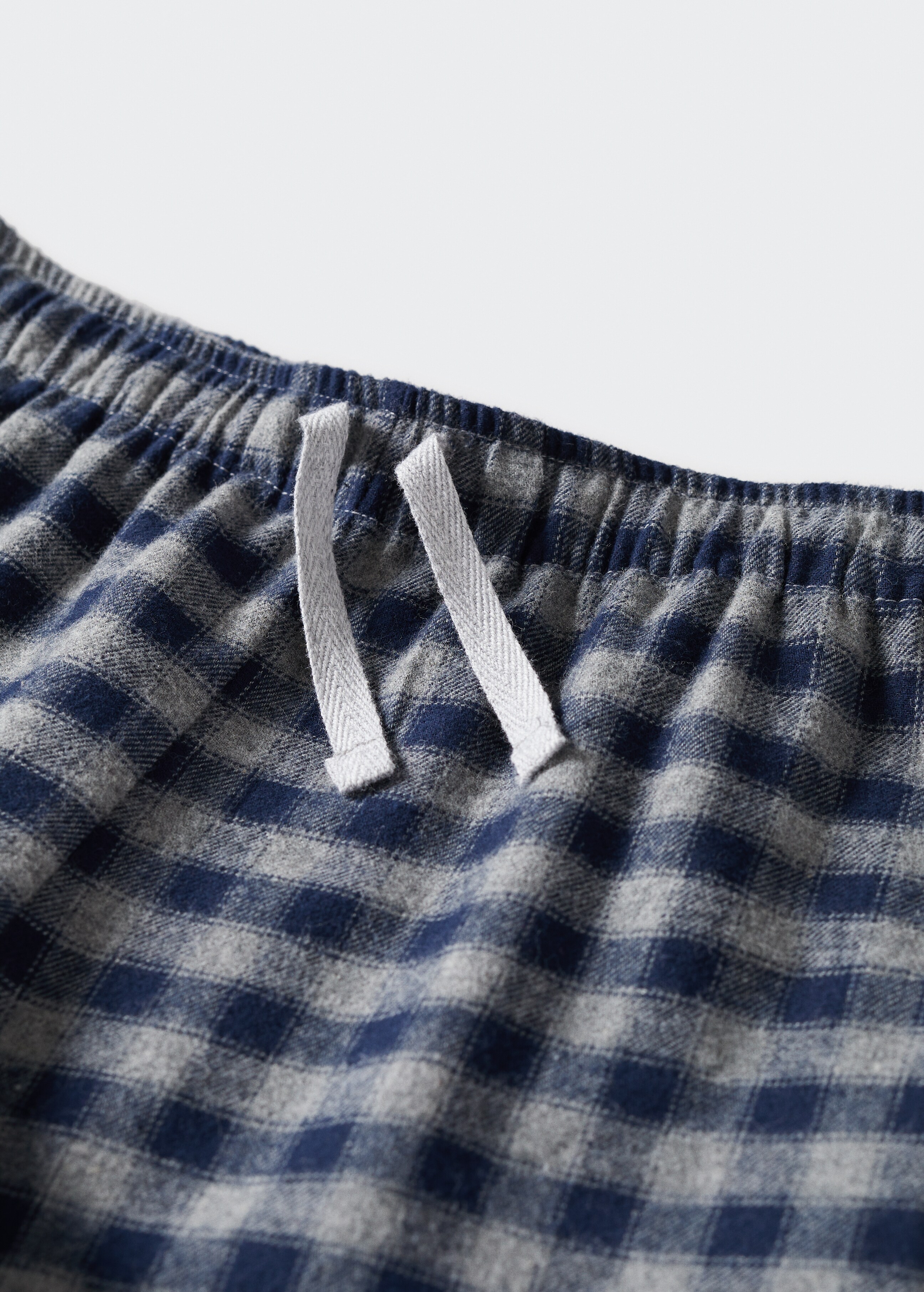 Two-pieces check long pyjamas - Details of the article 7