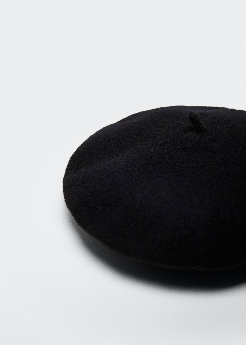 Wool beret - Details of the article 2