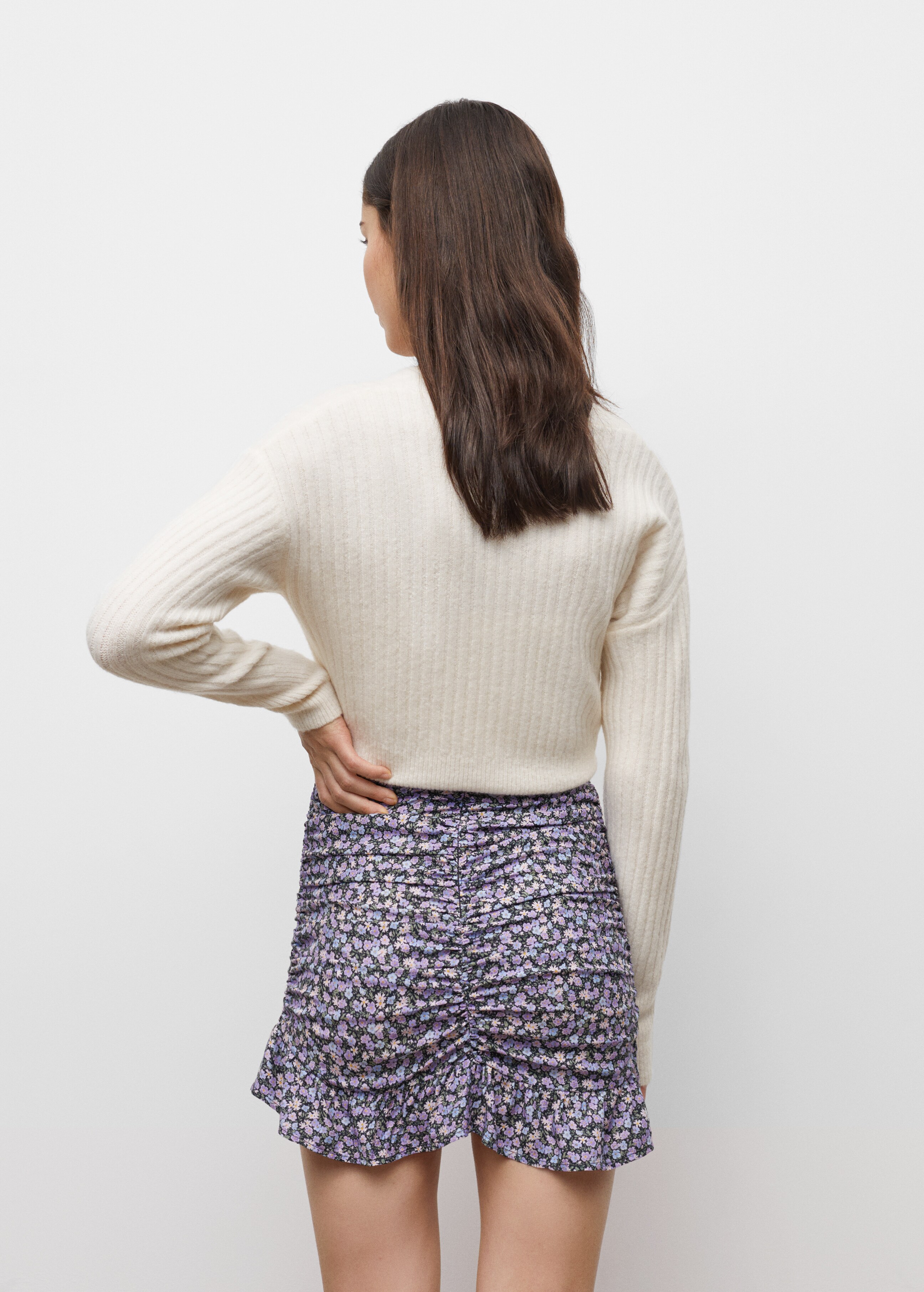 Ruffle flower print miniskirt - Reverse of the article