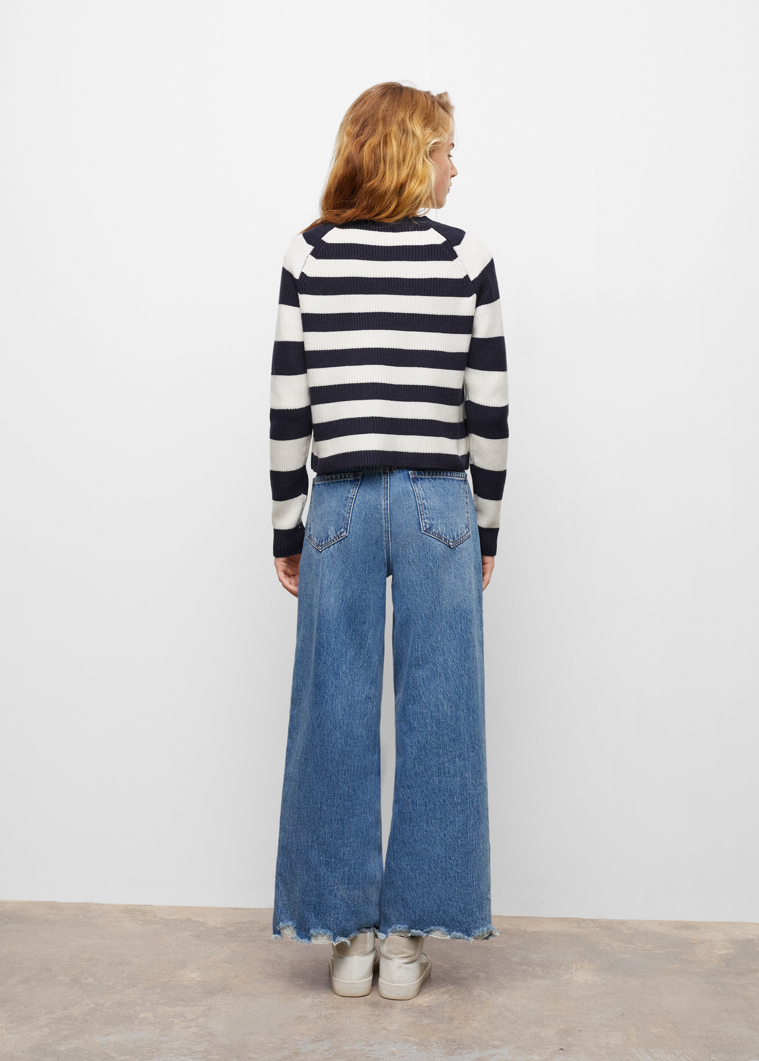 Round-neck striped sweater - Reverse of the article