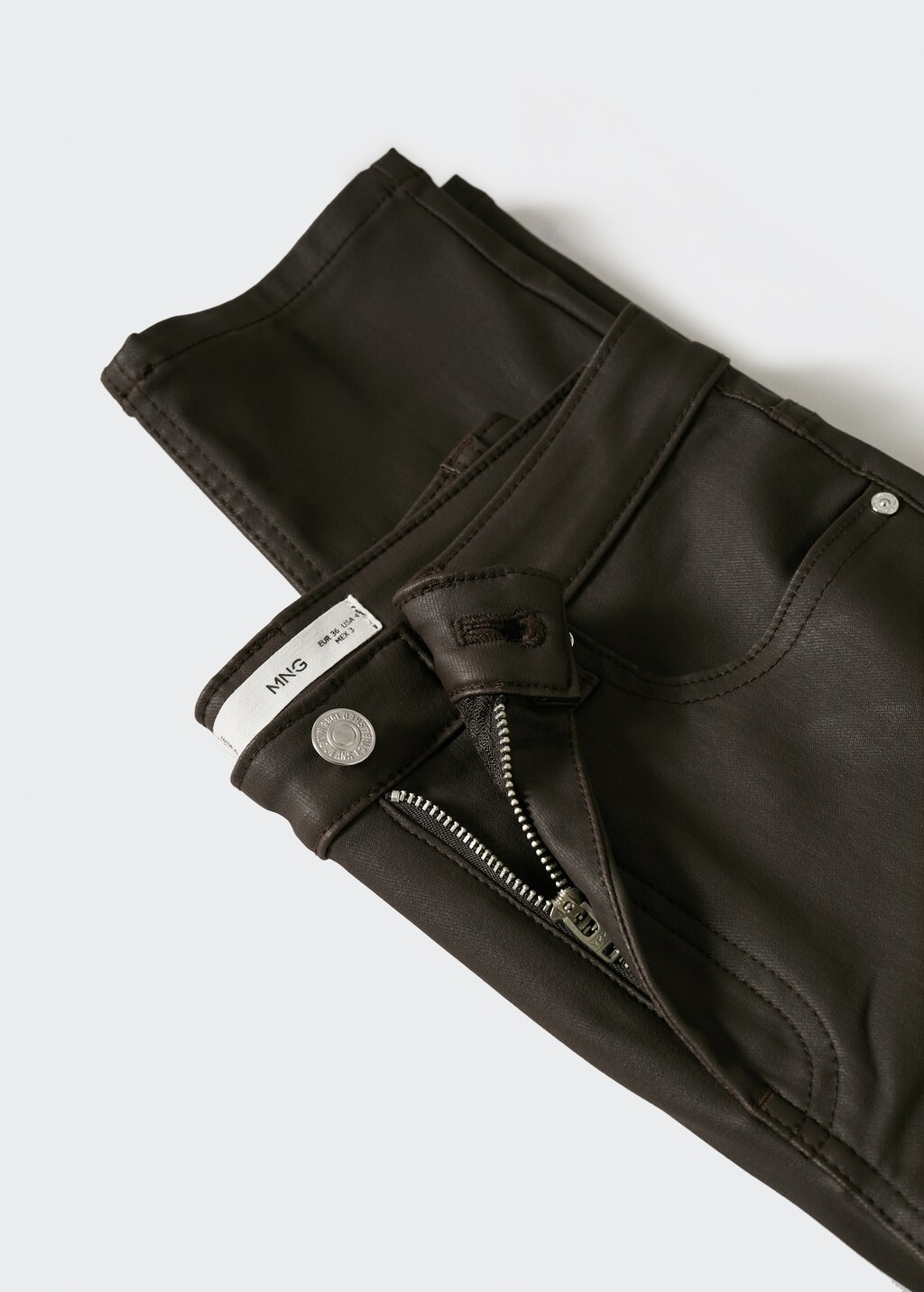 Skinny coated jeans - Details of the article 8