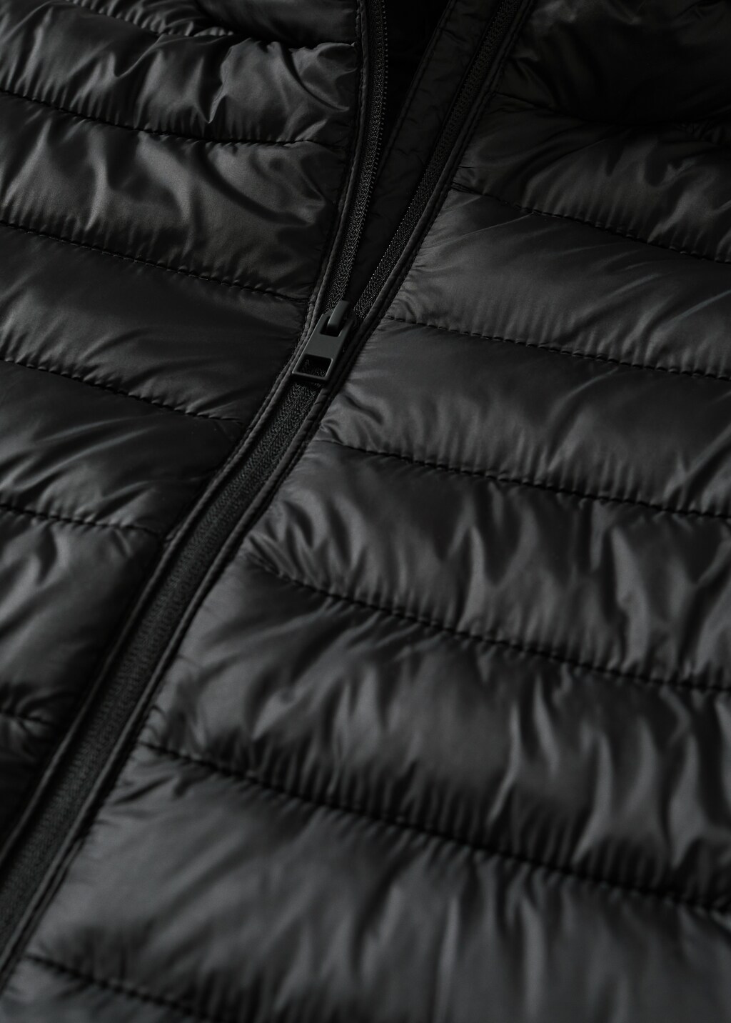 Hood quilted coat - Details of the article 8