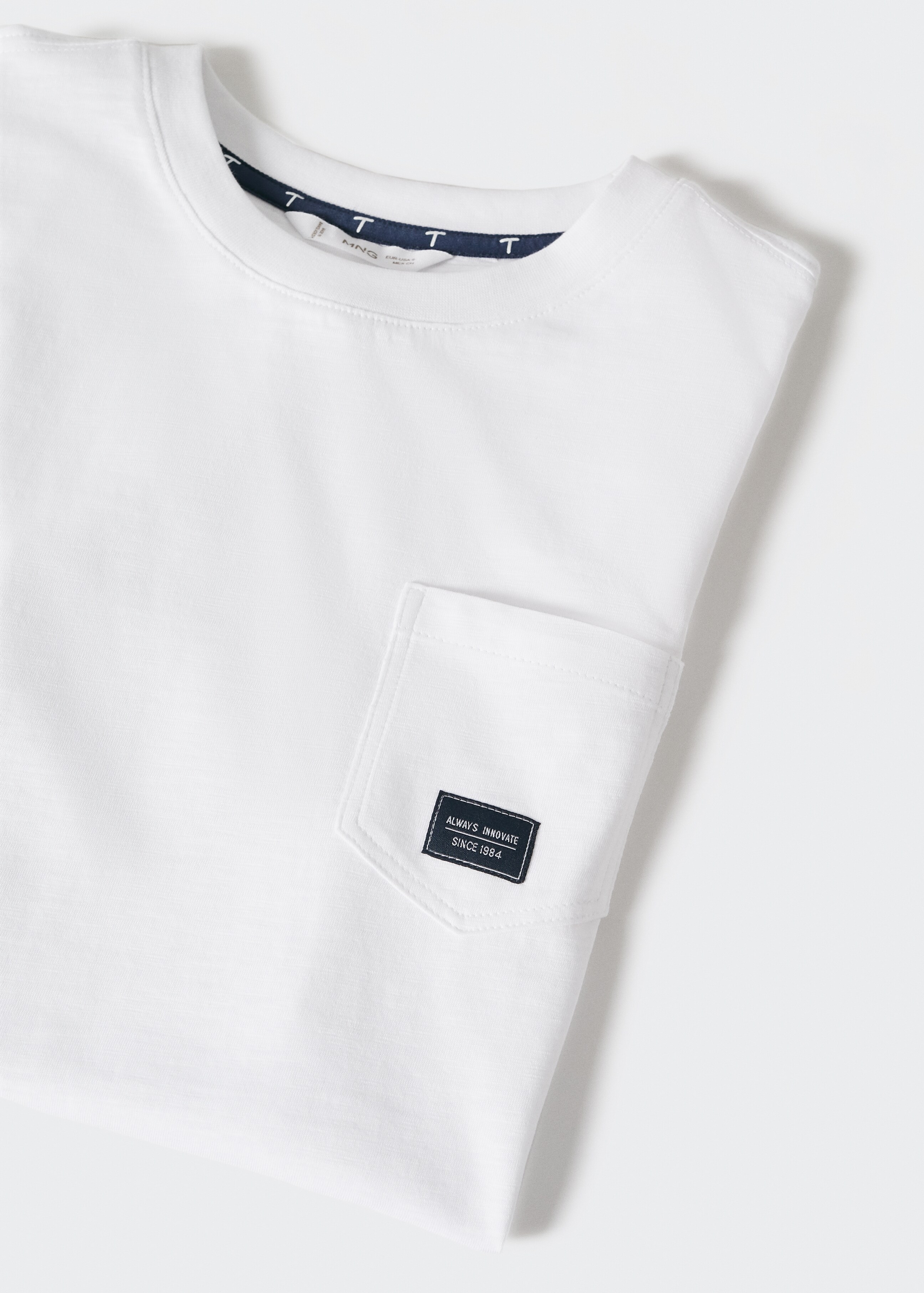 Baumwoll-T-Shirt mit Tasche - Detail des Artikels 8