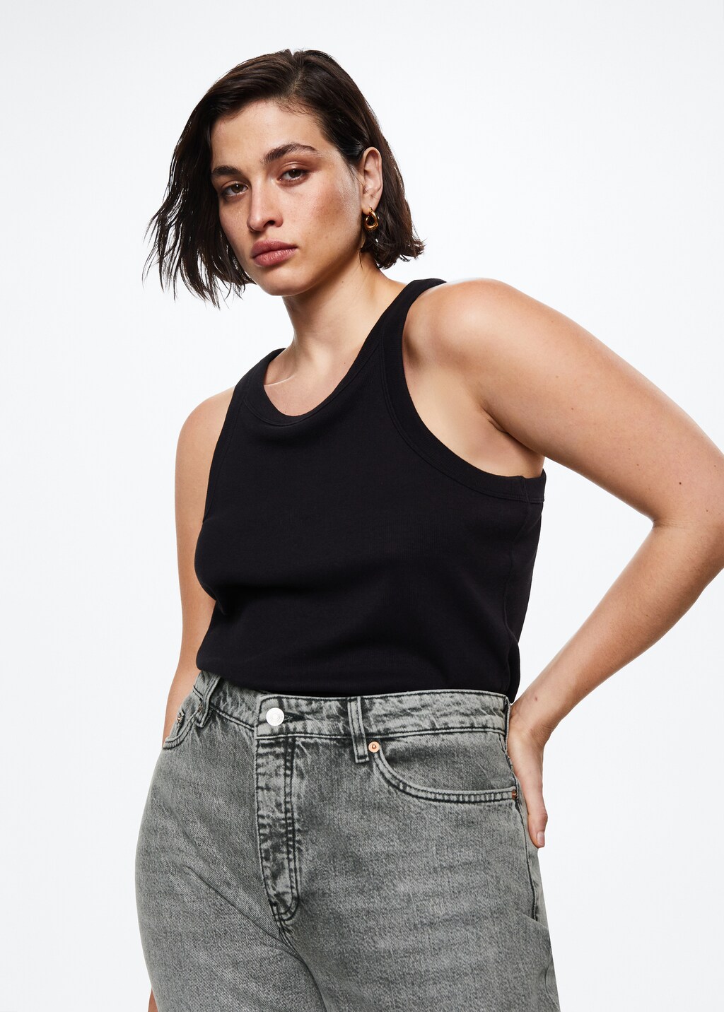 High-waist cropped straight jeans - Details of the article 5