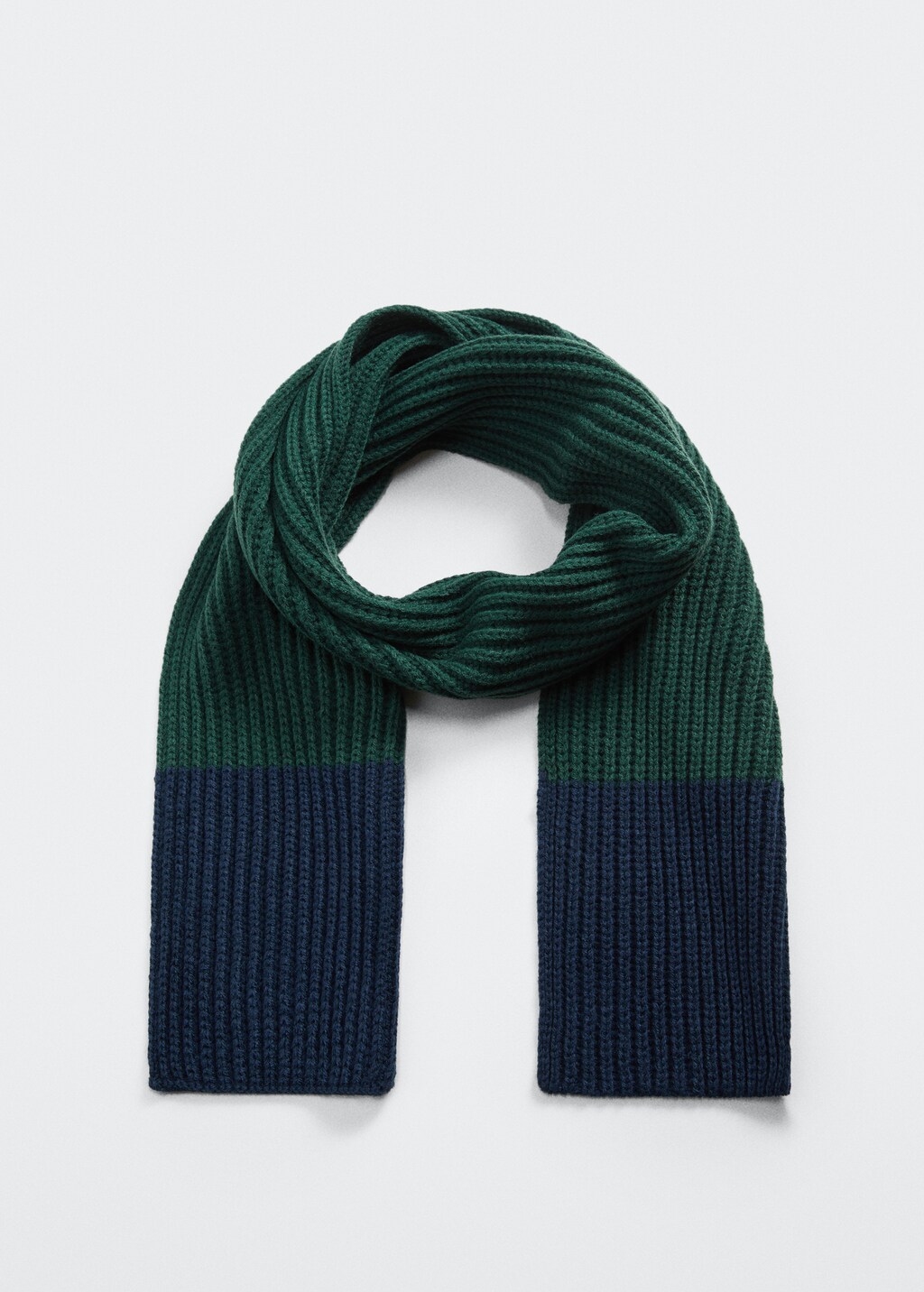 Bicolour knit scarf - Details of the article 2