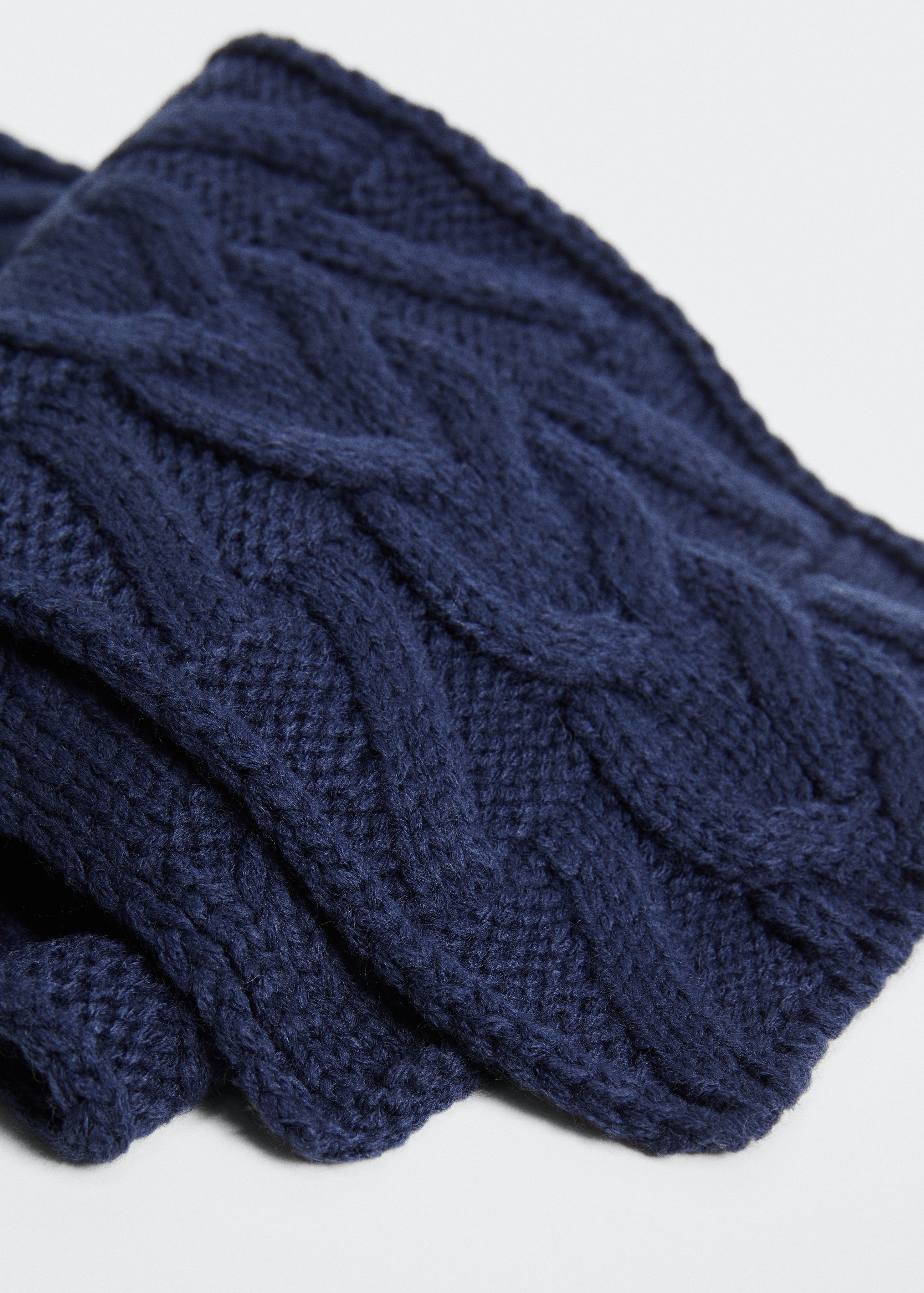Cable-knit scarf - Details of the article 4