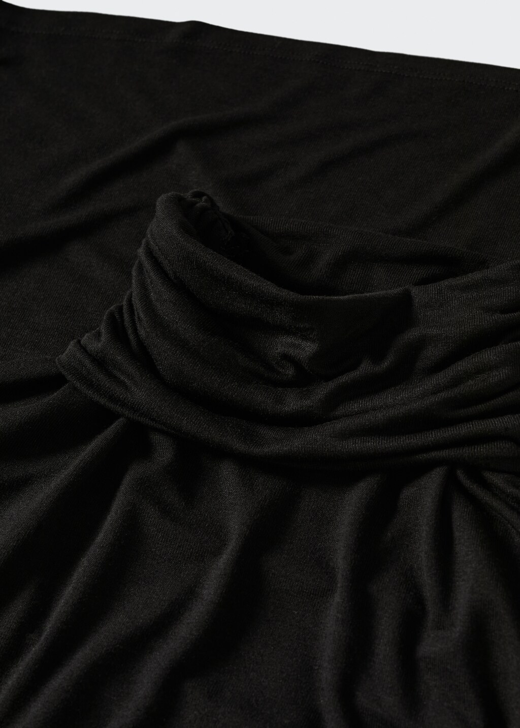 Draped turtleneck t-shirt - Details of the article 8