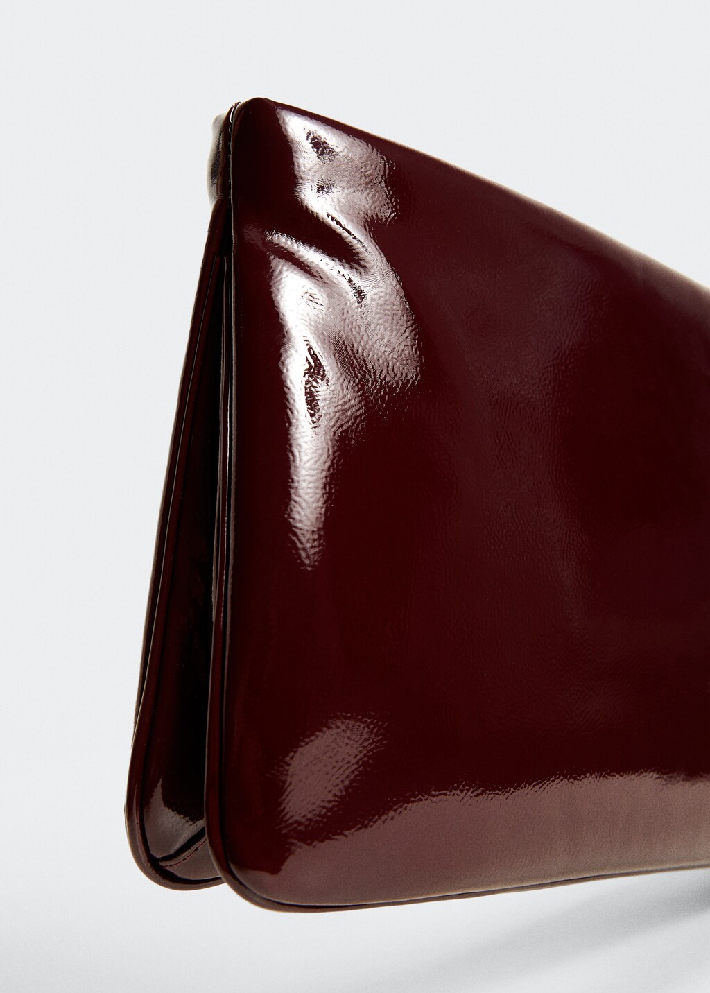 Patent leather handbag - Details of the article 3