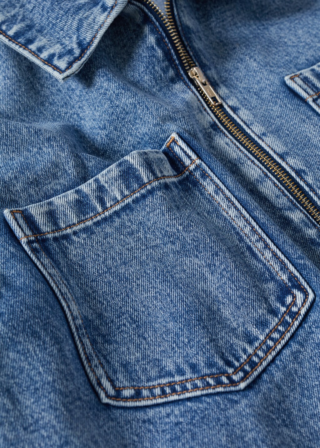 Pockets denim jacket - Details of the article 8