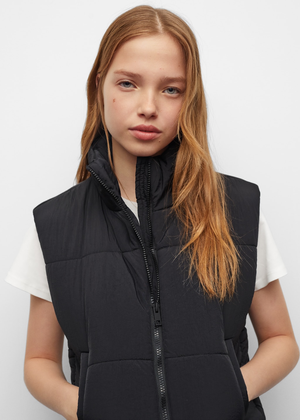 Textured quilted gilet