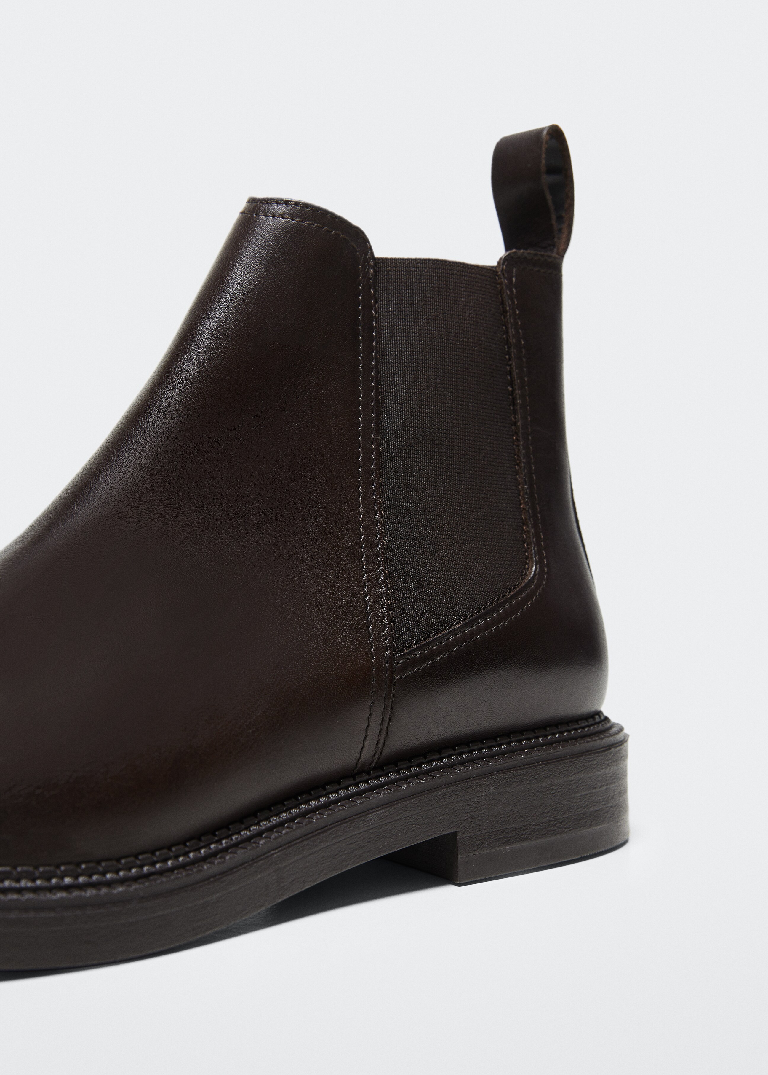 Leather Chelsea ankle boots - Details of the article 3